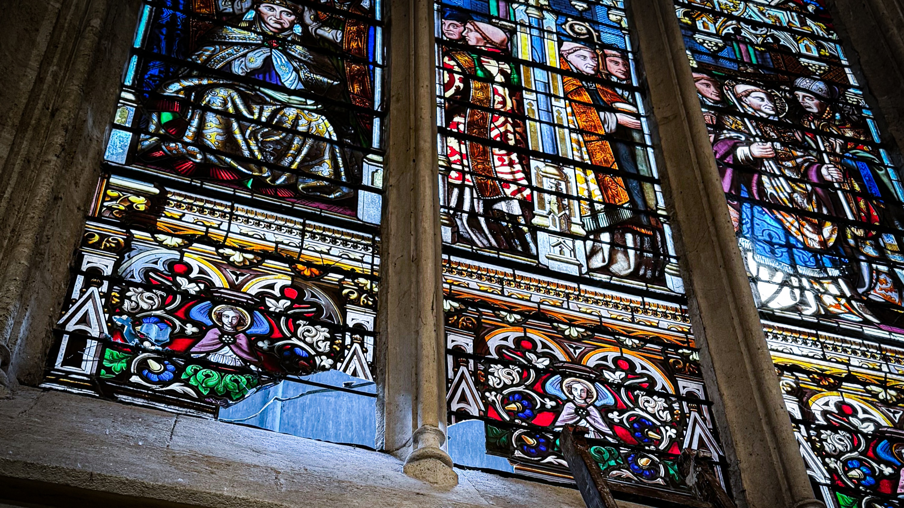 Vitraux brisés, sacristie forcée... L’église Saint-Éloi de Bordeaux victime d’un cambriolage