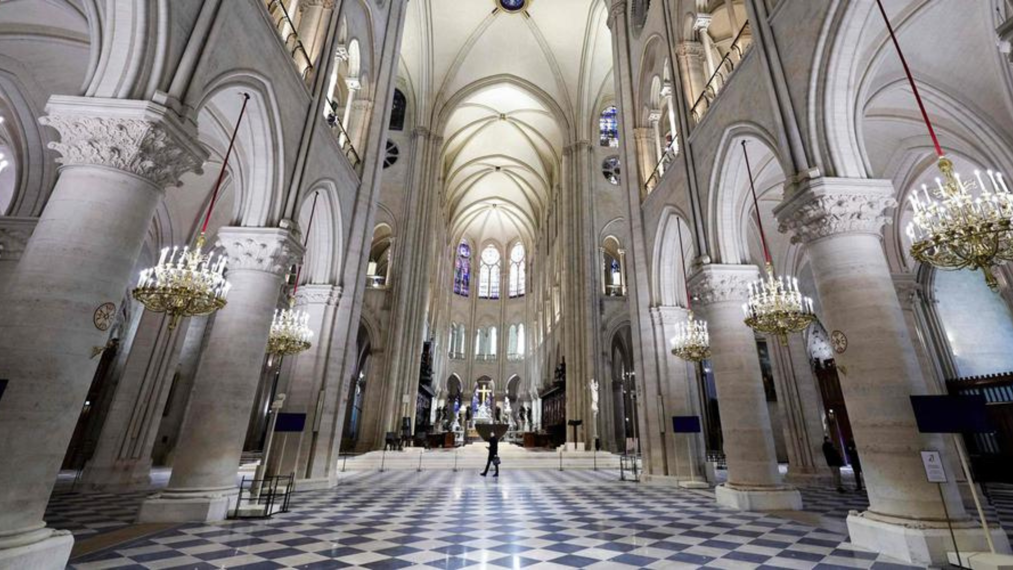 Jean-Michel Jarre, Thomas Jolly, Jean-Jacques Annaud... Ils célèbrent la « renaissance » de Notre-Dame