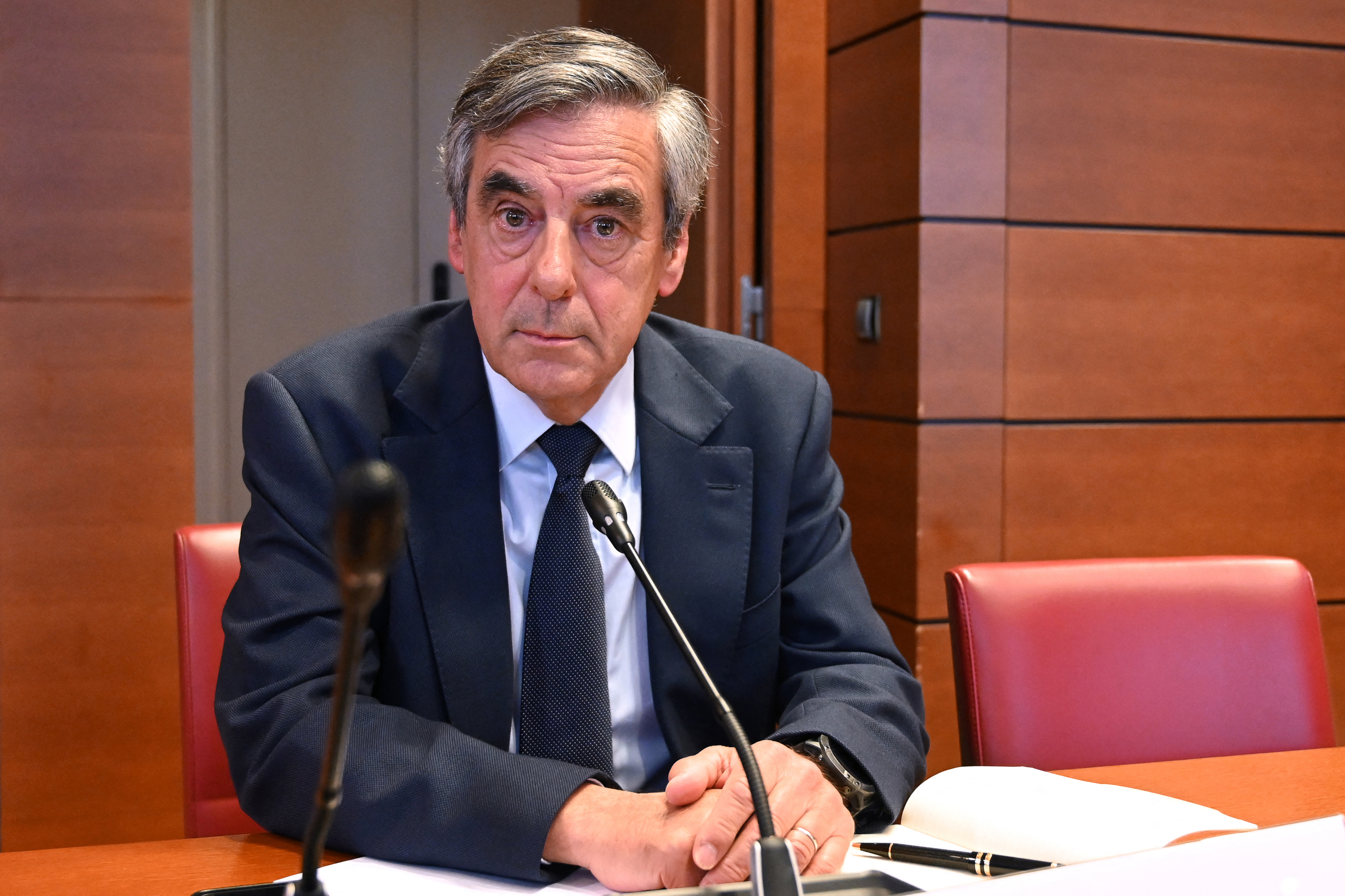 Affaires des emplois fictifs : François Fillon va payer 70.000 euros pour solder une enquête