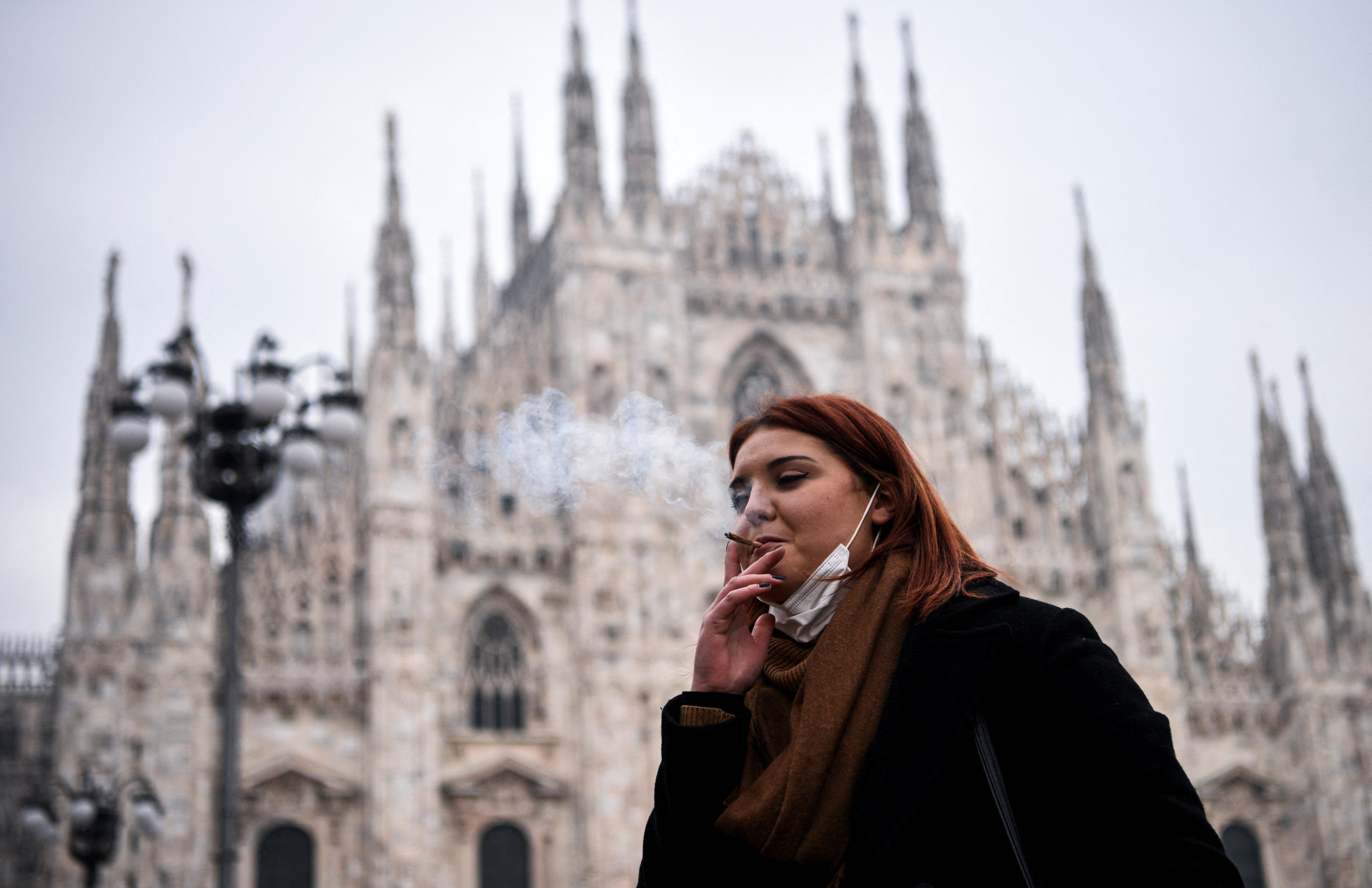 À Milan, ville dirigée par un maire écologiste, il sera interdit de fumer en plein air dès le 1er janvier