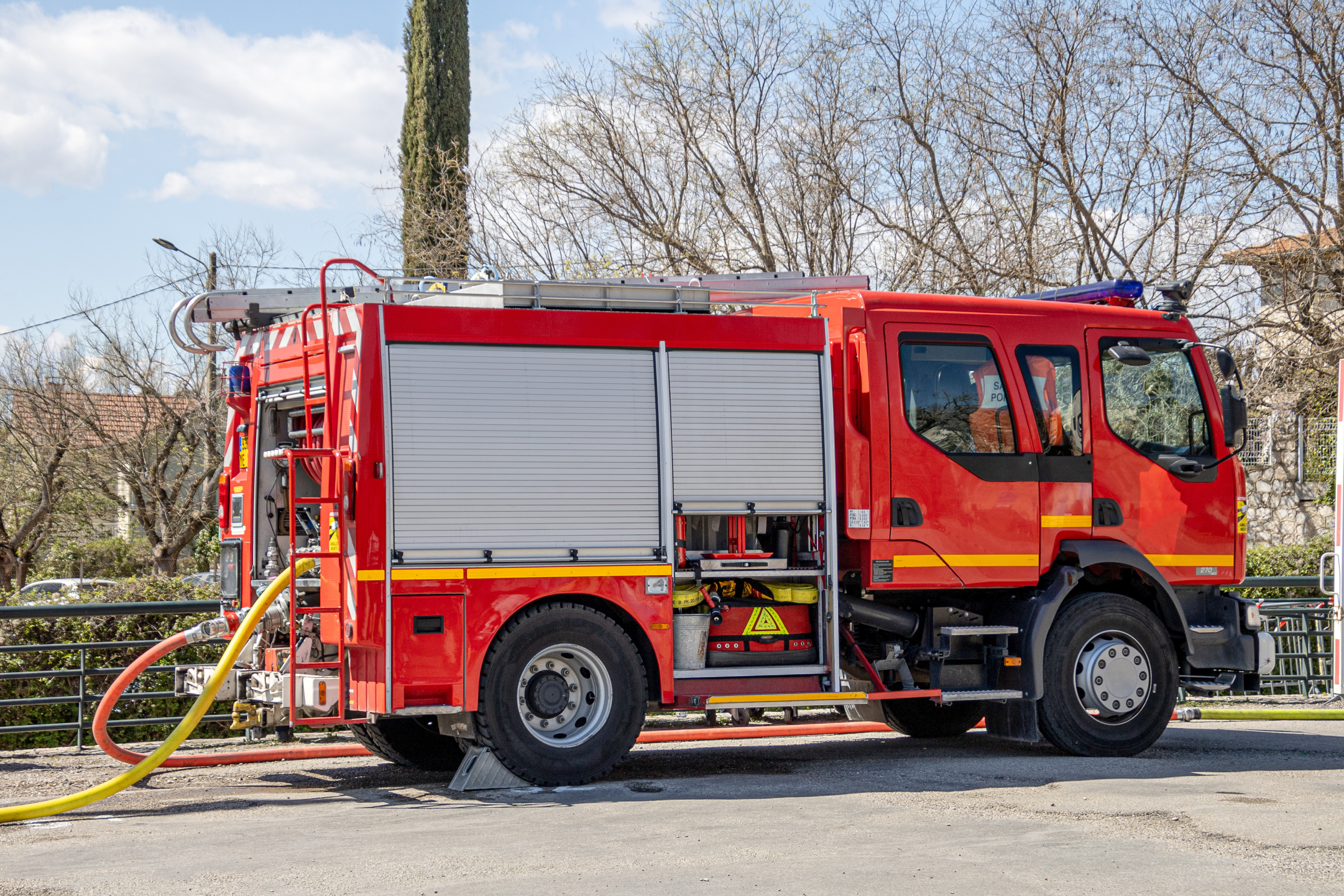 Territoire de Belfort: sept bus à hydrogène détruits par un incendie, un confinement temporaire décrété