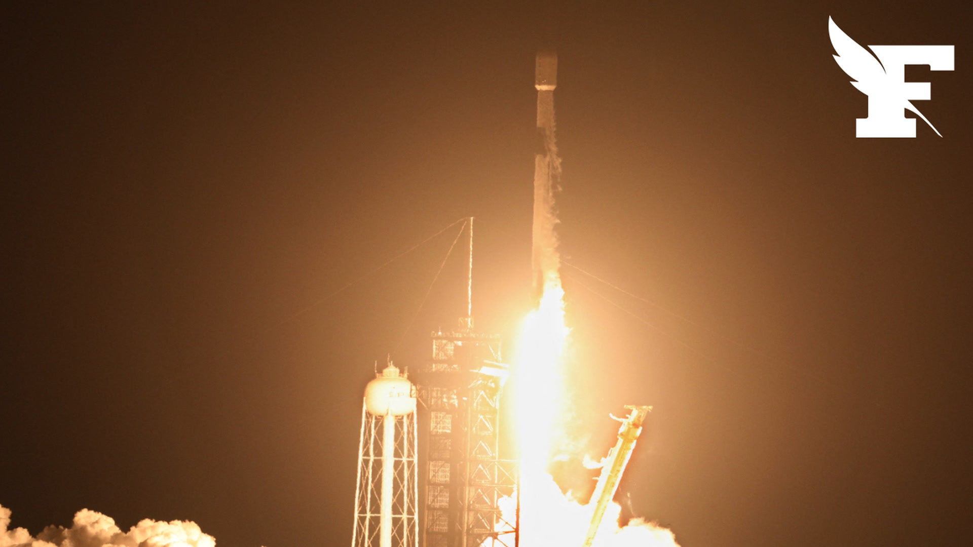 SpaceX : les images du décollage d’une fusée vers la Lune