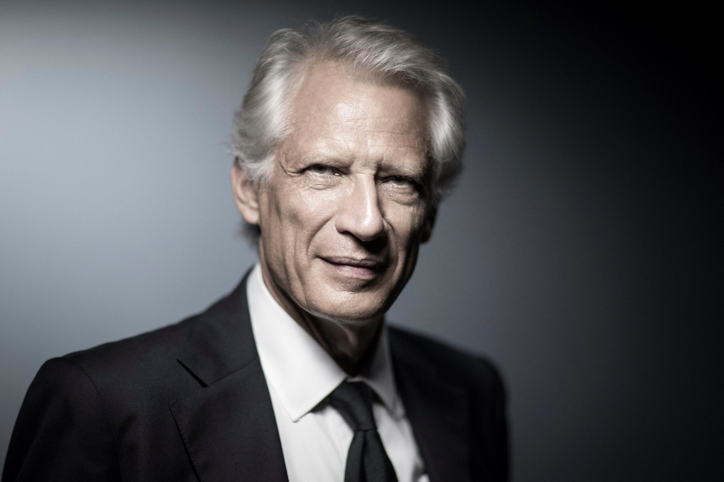 Dominique de Villepin critique la «surenchère» de Bruno Retailleau sur l’Algérie et estime que ces questions «ne se règlent que par la diplomatie»