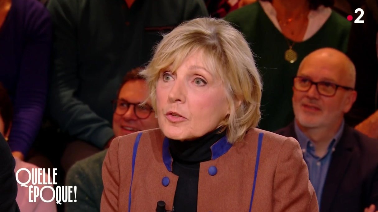 Évelyne Dhéliat revient sur son cancer du sein à 64 ans : “Ça a été une  bagarre”