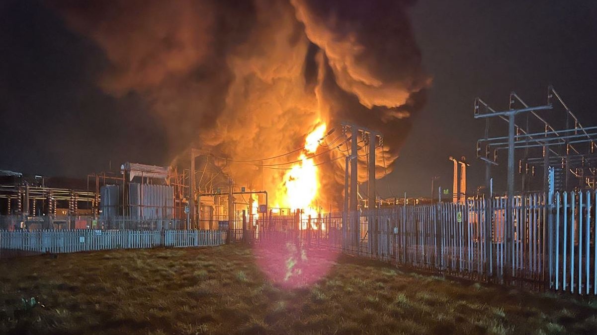 L’aéroport de Londres-Heathrow fermé après une panne de courant due à un incendie, des centaines de vols affectés