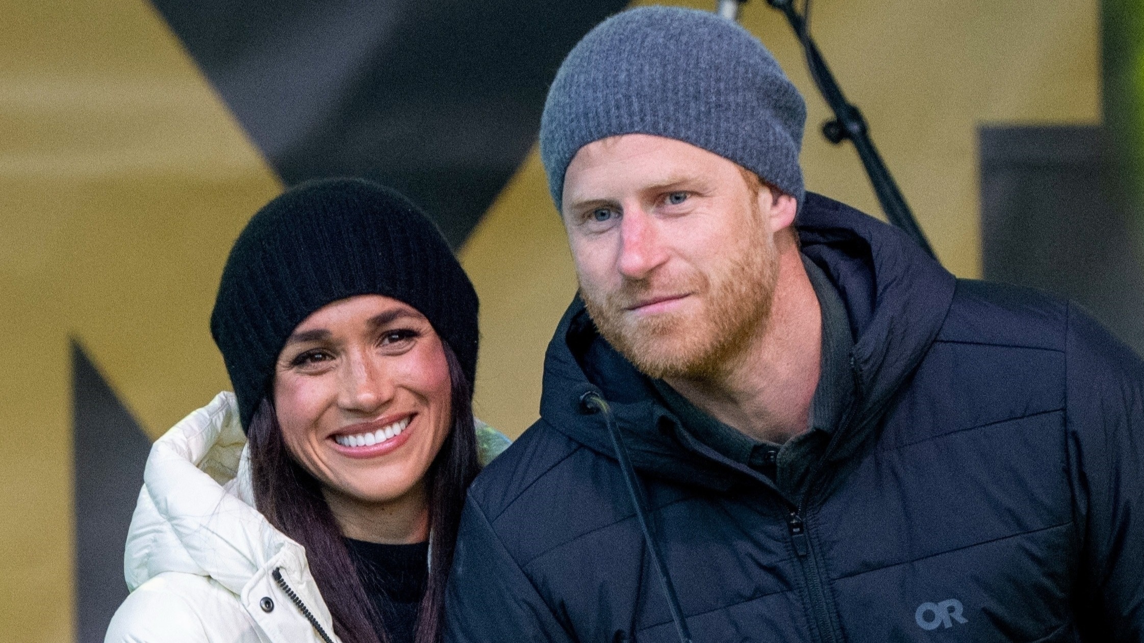 Archie et Lilibet se dévoilent sur une nouvelle photo : ce détail qui saute aux yeux !