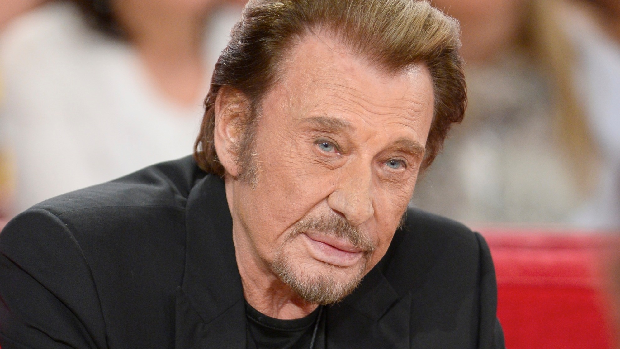 La voiture de Johnny Hallyday vendue aux enchères : le cadeau mythique de Sylvie Vartan est parti à prix d’or !