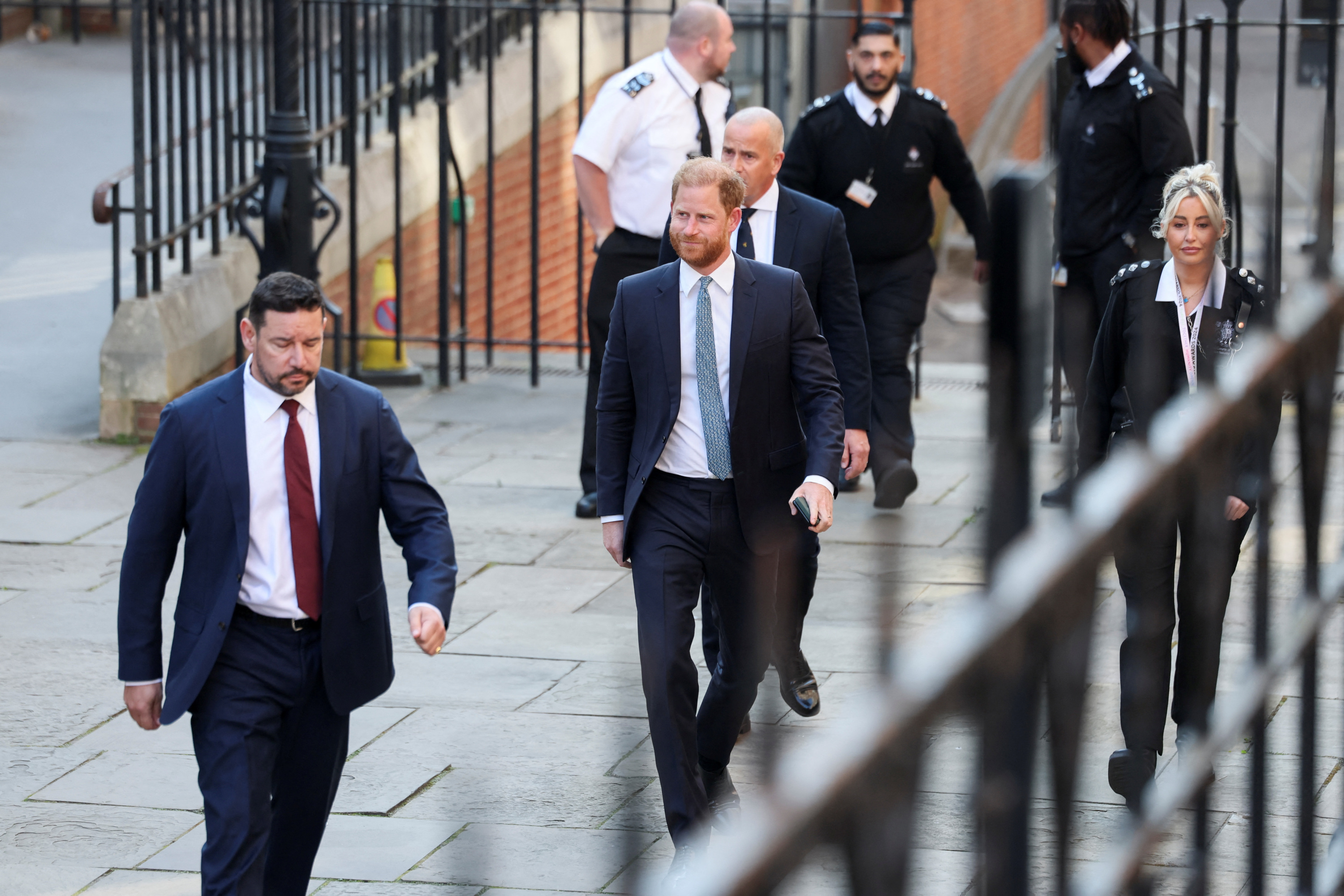 À Londres, le prince Harry tente à nouveau de récupérer sa protection policière