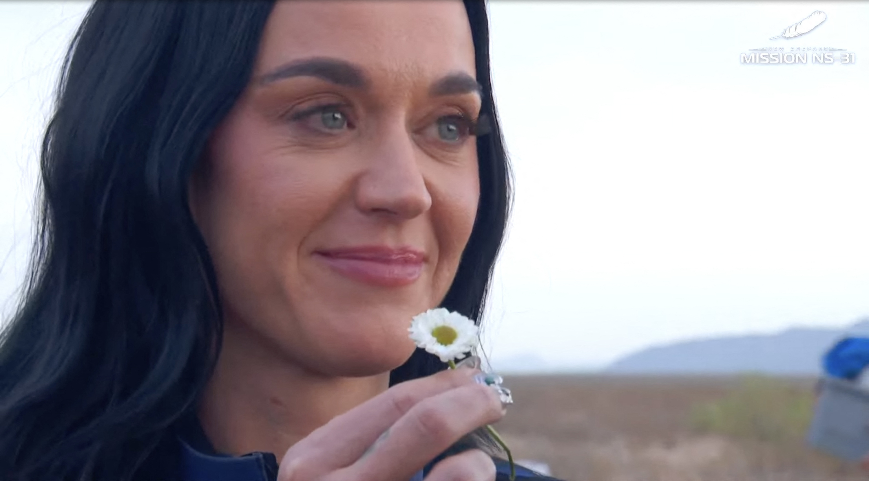 Katy Perry dans l’espace : pourquoi elle a profité de l’événement pour présenter sa fille aux yeux du monde entier