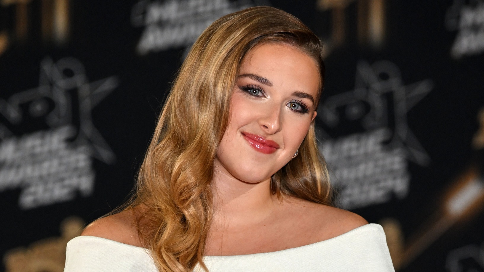 Héléna touchée par les attentions reçues de la part d’une autre chanteuse : “Elle a souvent eu une pensée pour moi”