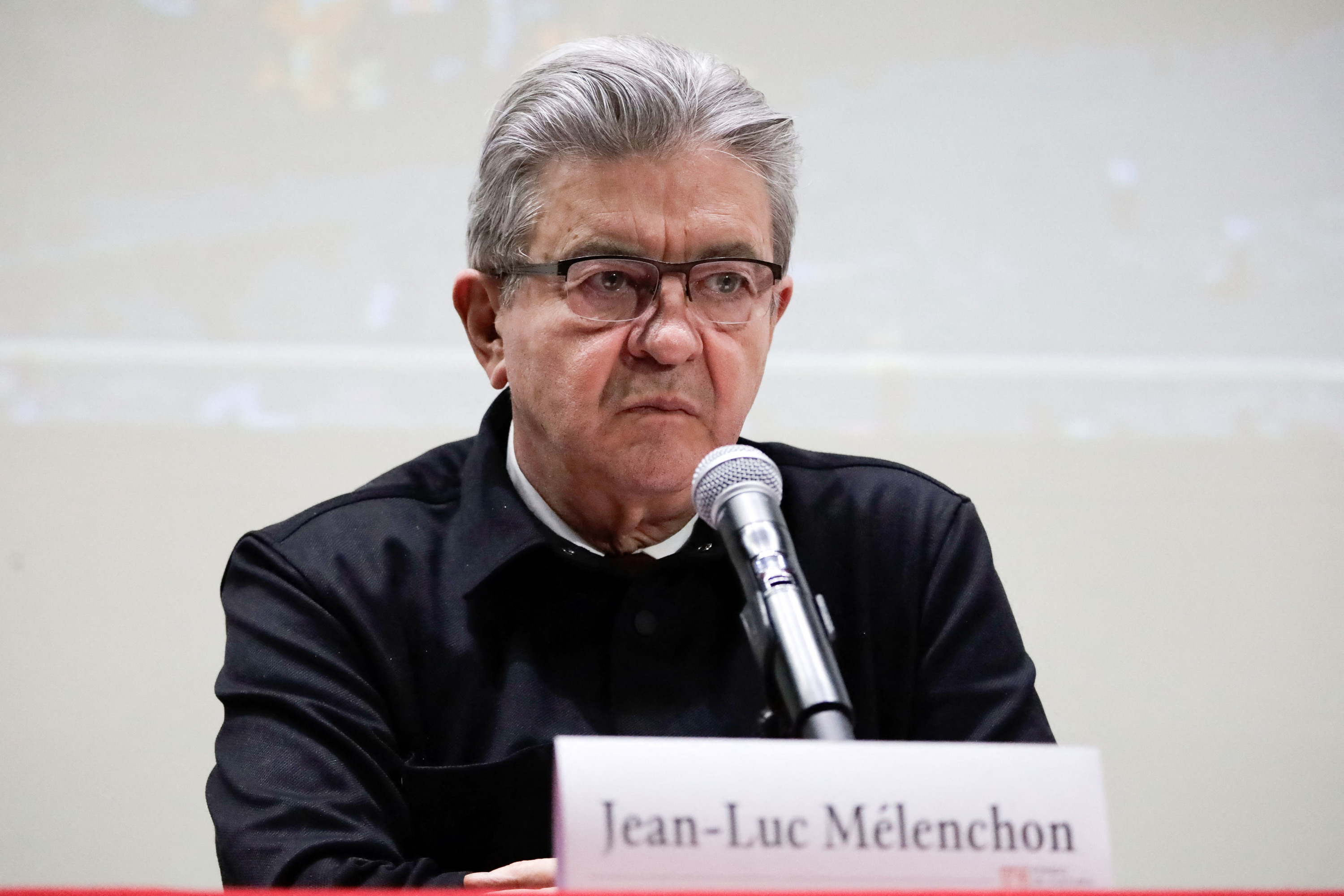 Jean-Luc Mélenchon accusé : une bannie de LFI dévoile des SMS "violents et menaçants”
