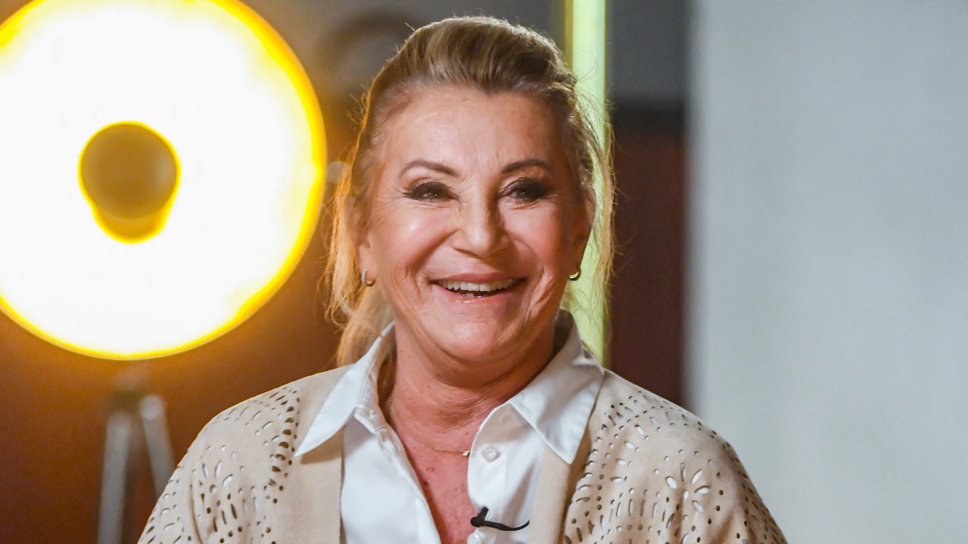 INTERVIEW - Sheila : "Lâchez-moi avec les mecs !"