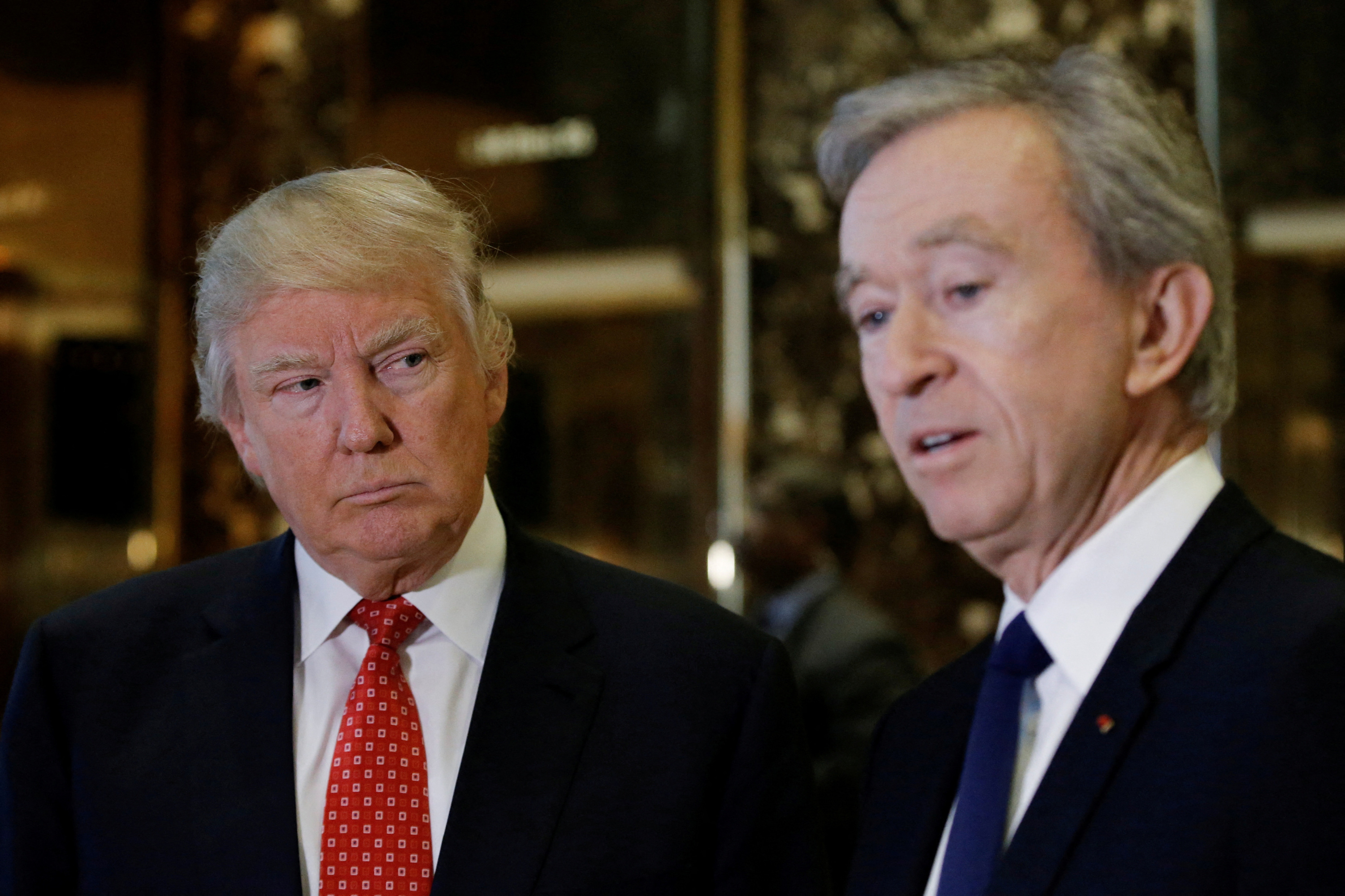 «C’est un honneur de vous avoir ici» : Bernard Arnault, patron de LVMH, reçu par Donald Trump à la Maison-Blanche