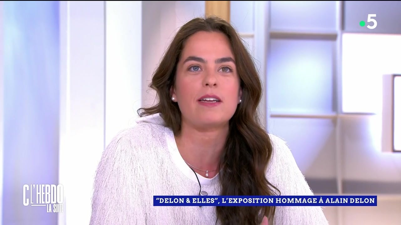 “La grande oubliée” : Anouchka Delon défend sa mère Rosalie Van Breemen, près d’Alain Delon jusqu’à la fin