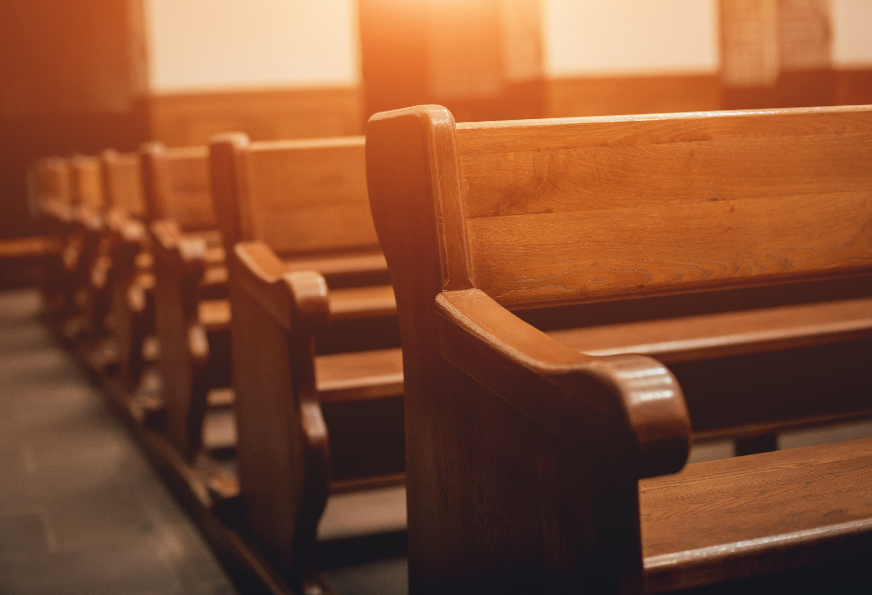 Avignon : des jeunes ont insulté un prêtre et menacé d’«incendier son église»
