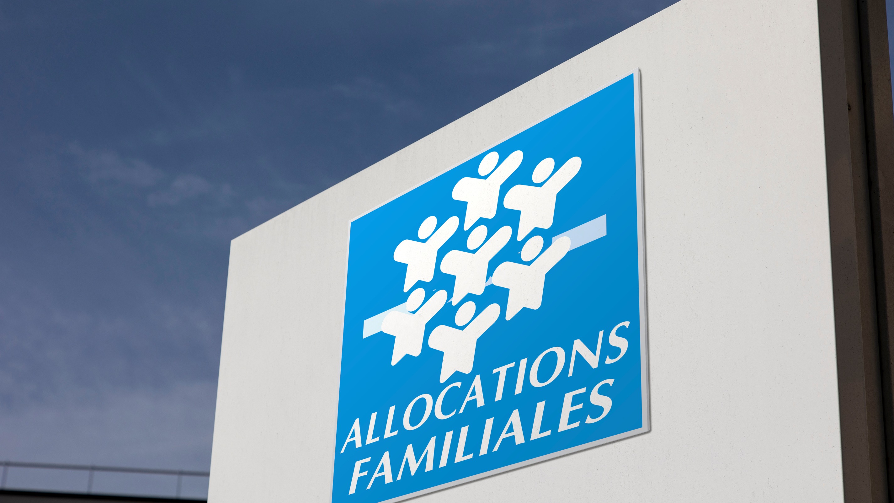 Trou de la Sécu : 6,3 milliards d'euros «d'erreurs non corrigées» dans la branche famille, alerte la Cour des comptes