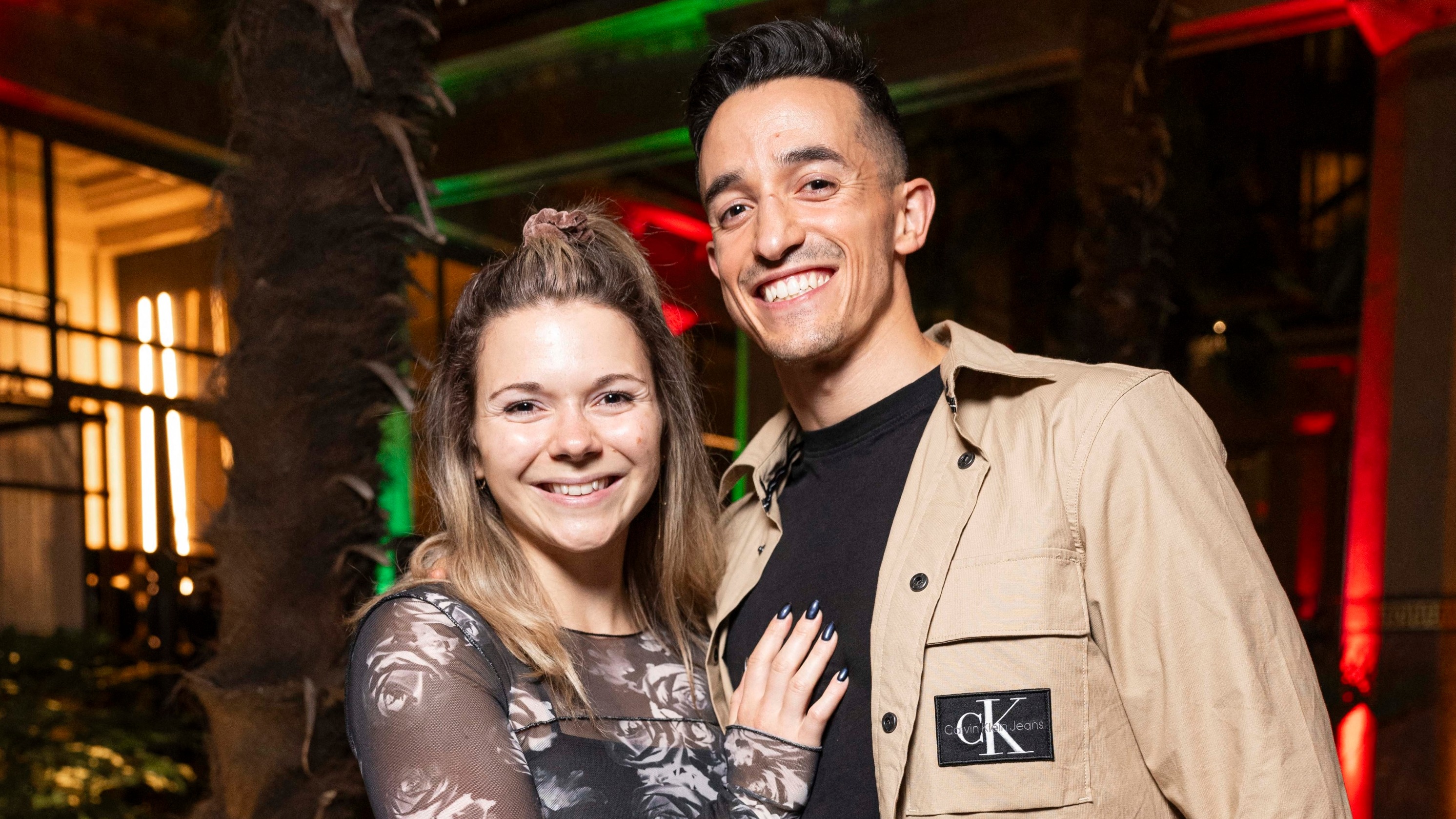 Tibo InShape et Juju Fitcats mariés : le couple de youtubeurs s’est dit “oui” trois ans après ses fiançailles !