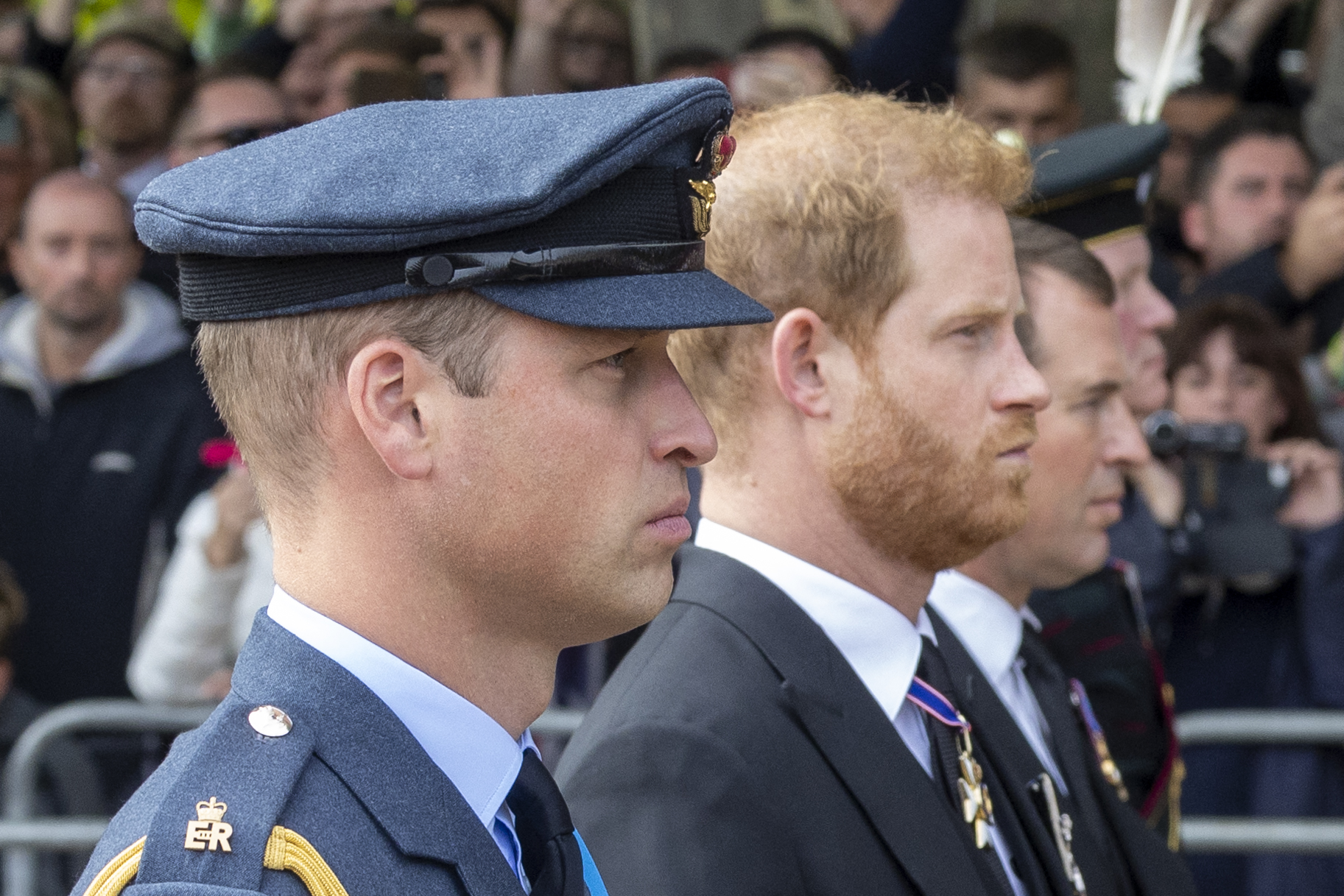 William et Harry en deuil : l’homme qui les protégeait quand ils étaient enfants s’en est brutalement allé