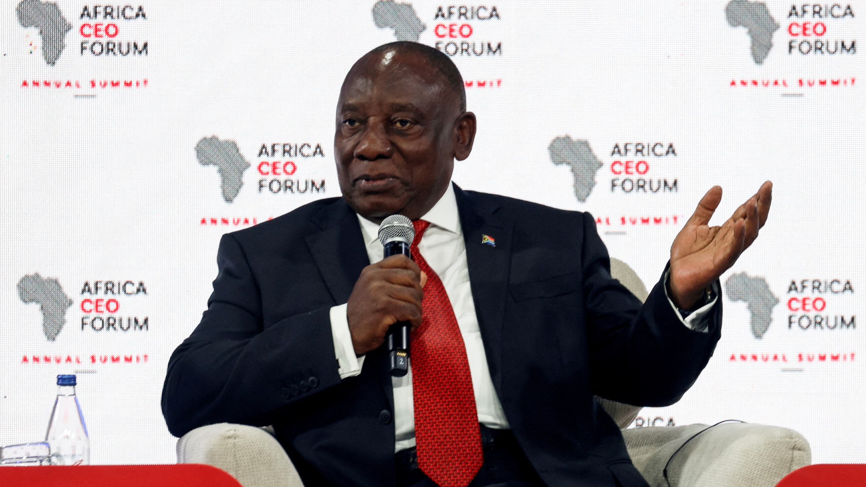 «Persécution» des blancs : l'Afrique du Sud somme Washington de cesser sa «désinformation»