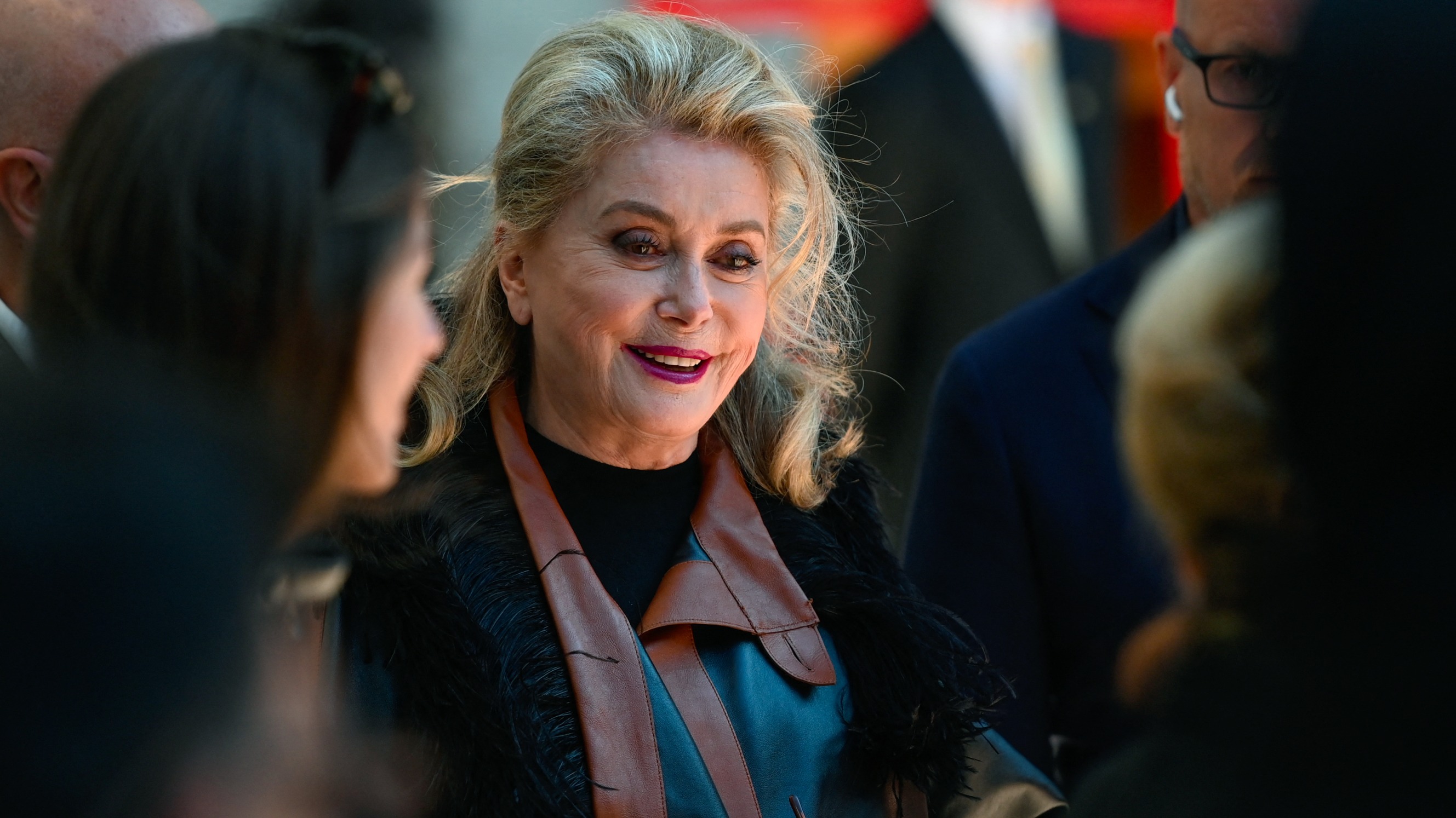 Tribune contre le  génocide à Gaza  : Catherine Deneuve rejoint Juliette Binoche, Ralph Fiennes, Richard Gere, Javier Bardem, Pedro Almodovar...