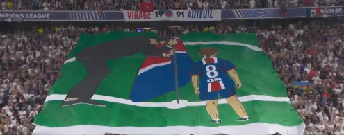 Ligue des champions : en vidéo, le tifo des supporters du PSG en hommage à Xana, la fille décédée de Luis Enrique