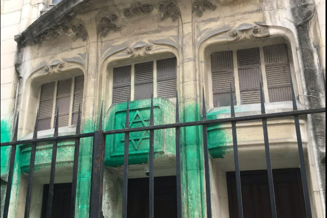 Le mémorial de la Shoah, plusieurs synagogues et le restaurant «Chez Marianne» touchés par des jets de peinture verte à Paris