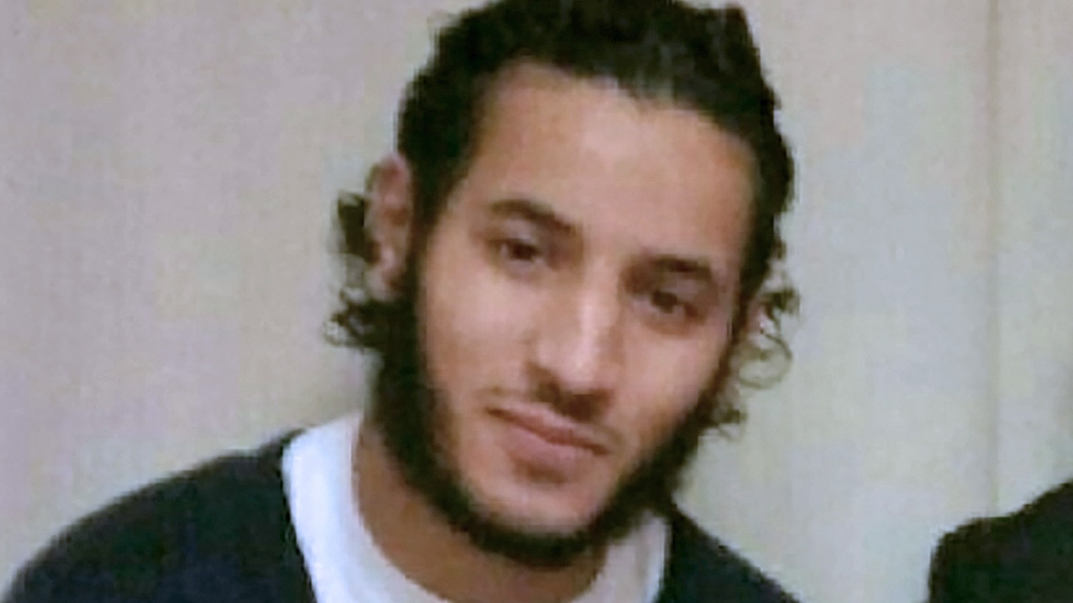 Attentat de Magnanville : Notre petit frère était le pantin, déclarent les sœurs de l'assassin du couple de policiers