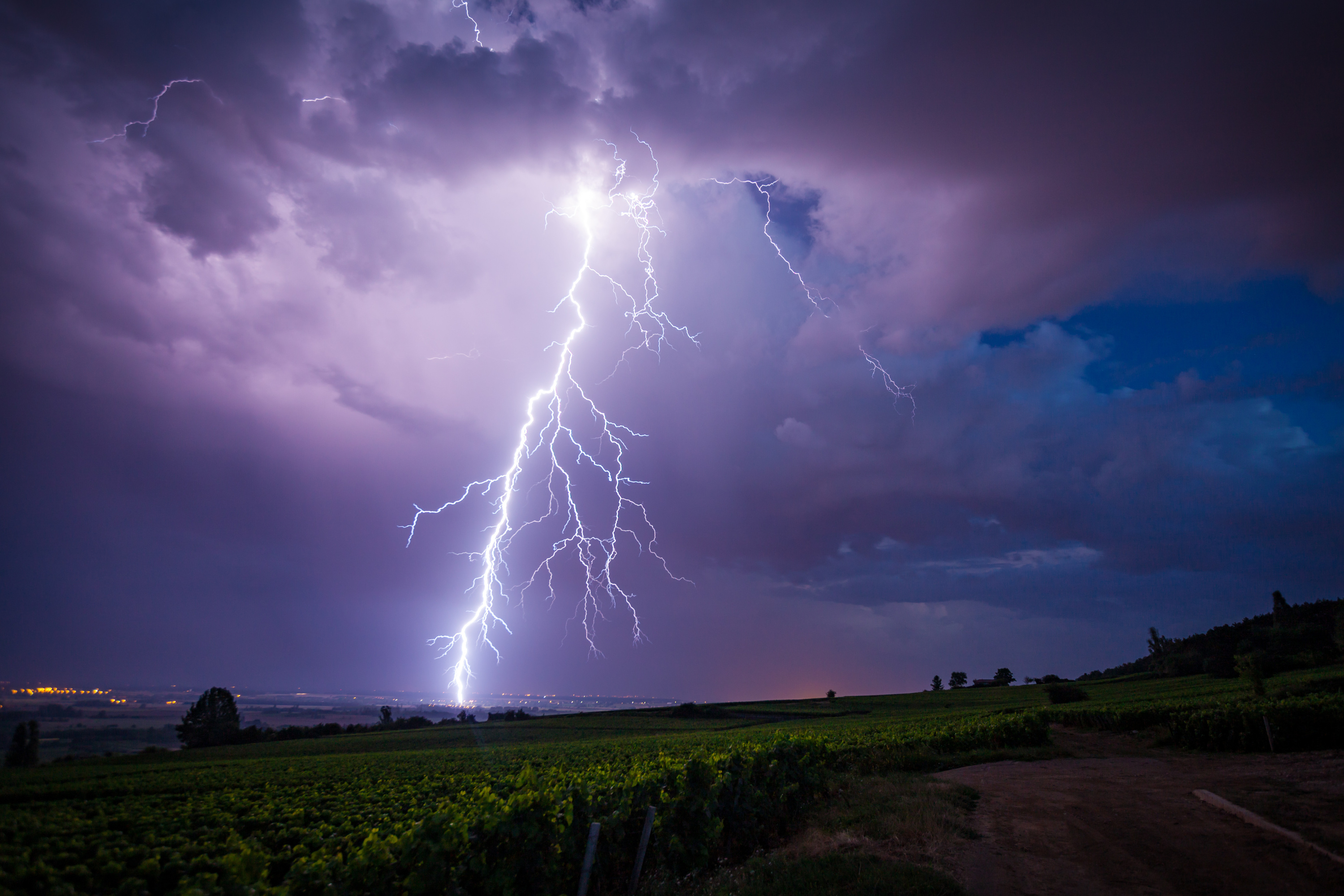 Après les températures tropicales, des orages «localement virulents» vont s’abattre entre mercredi et dimanche