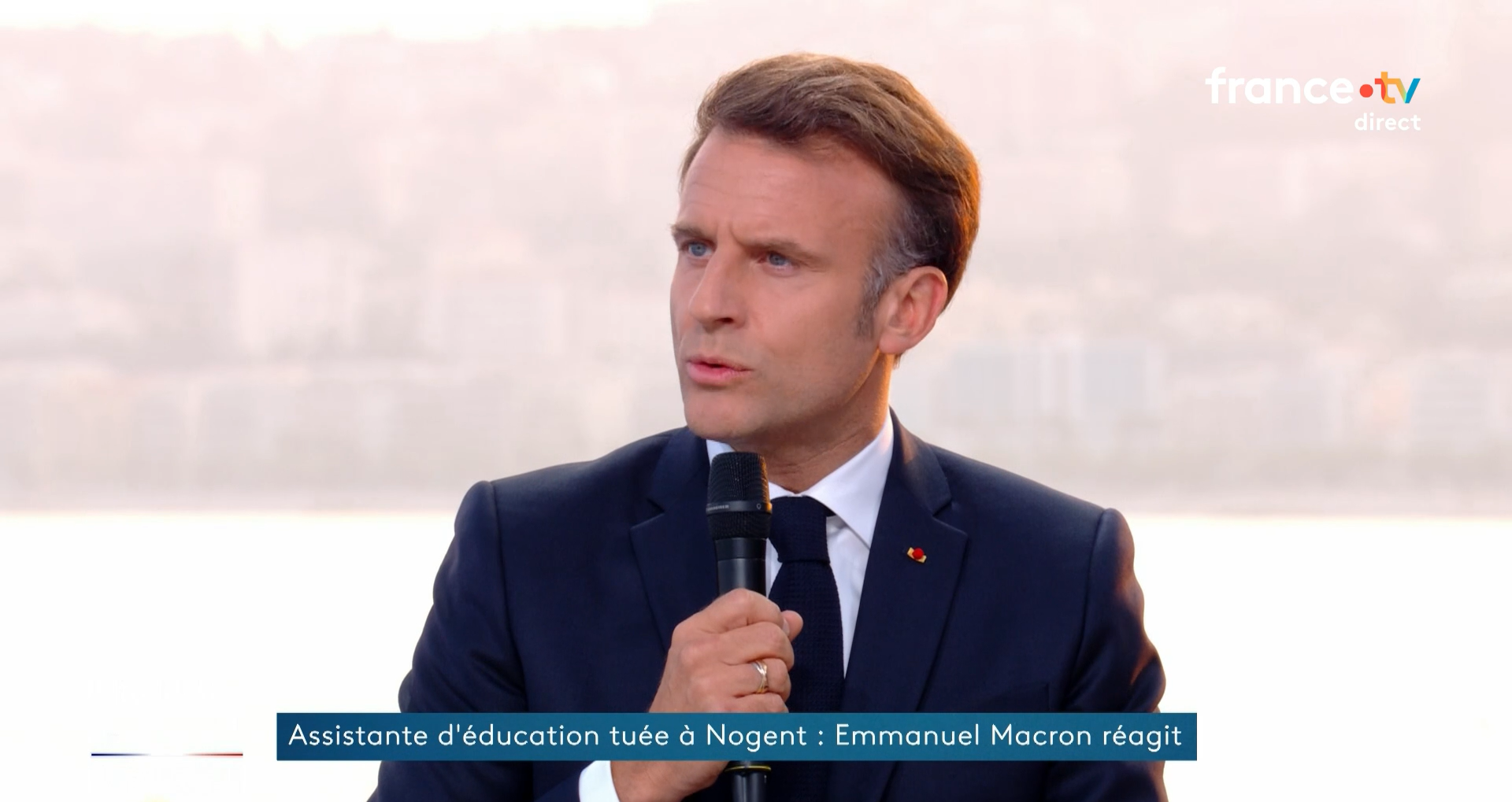 «On sort les propos de leur contexte» : Macron s’explique après sa déclaration polémique sur le «brainwashing» autour des «faits divers»