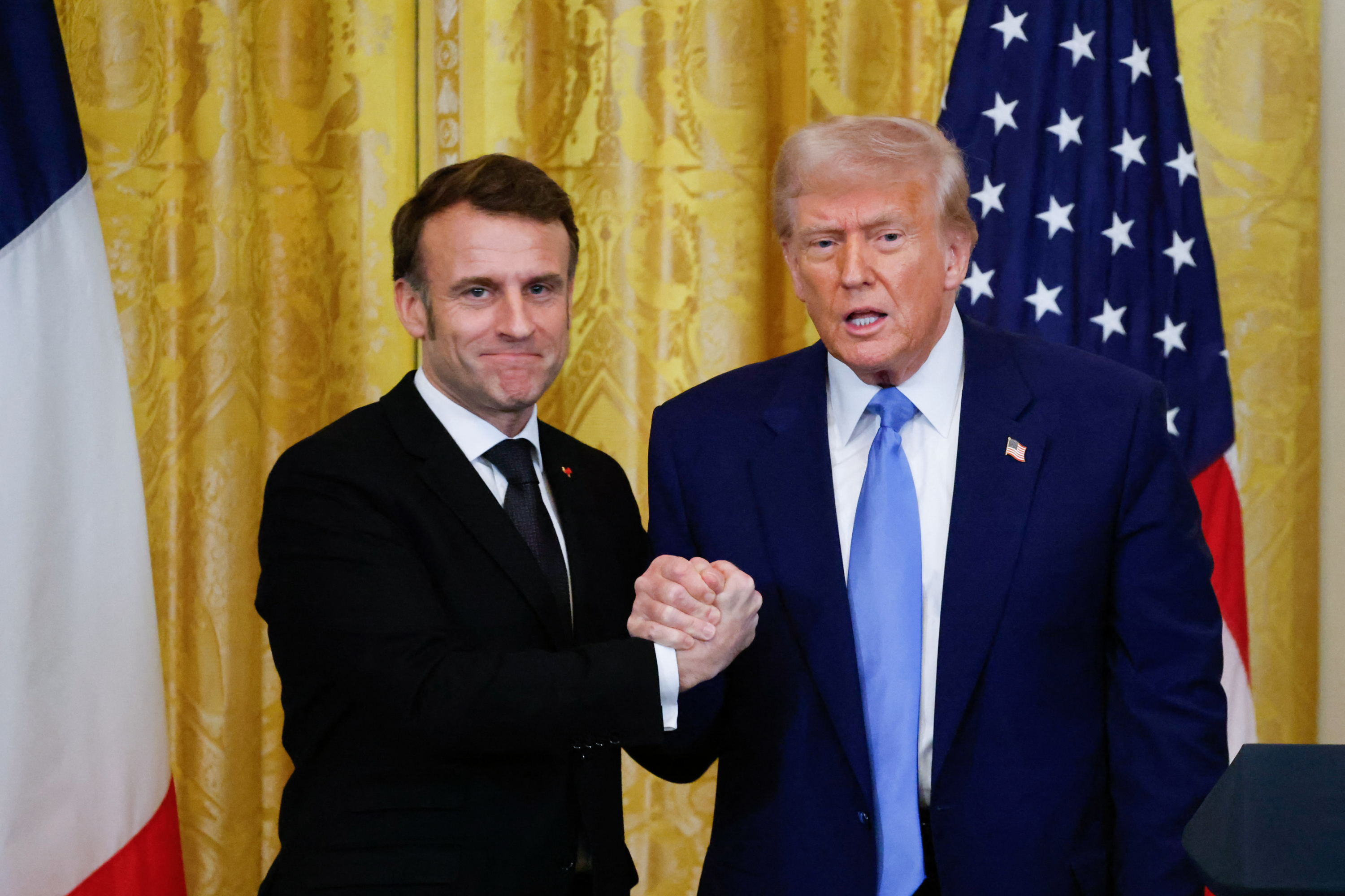 «Ça ne m’émeut pas» : Macron qualifie de «péripétie» les critiques de Trump à son encontre