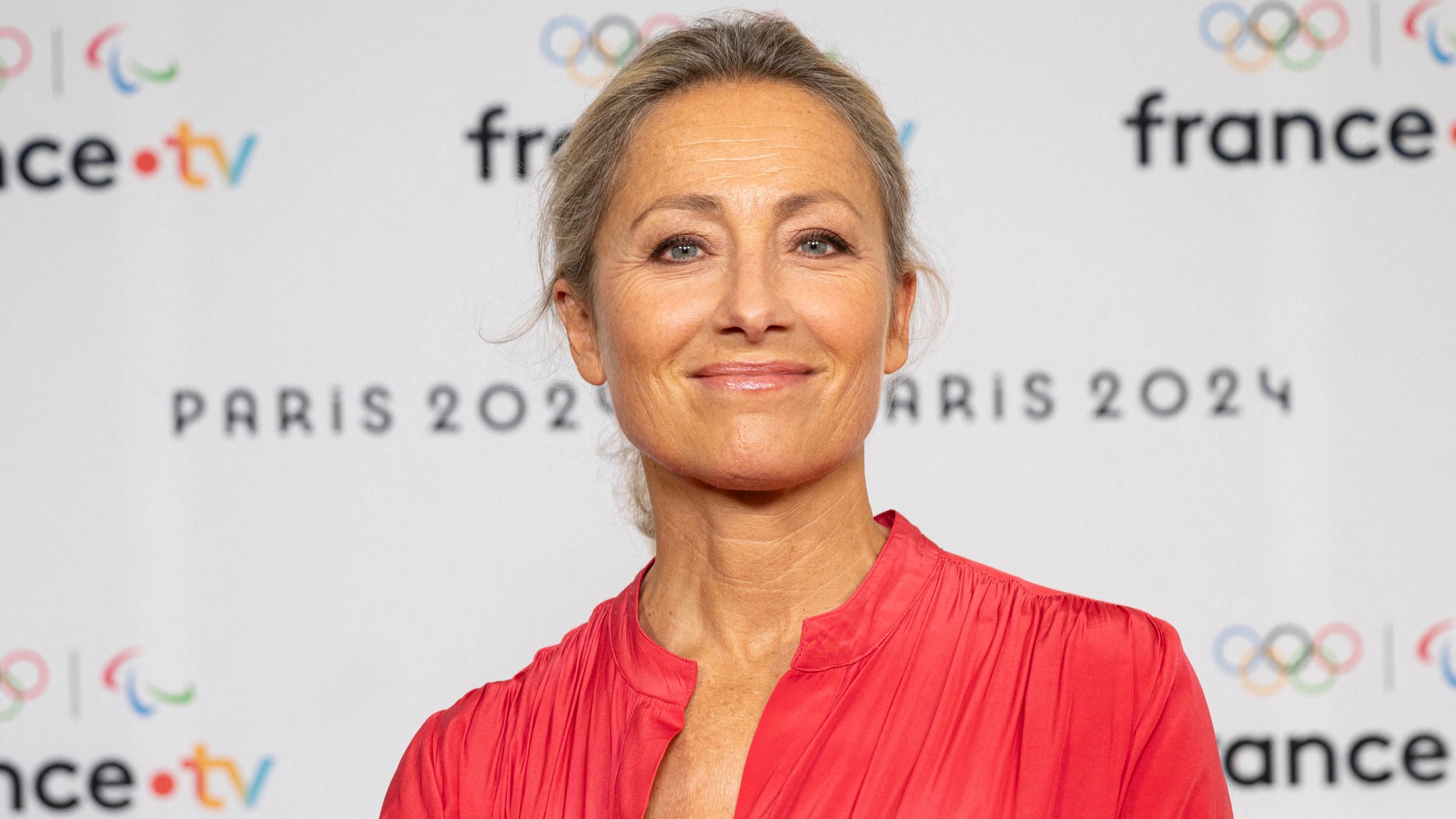 GALA VIDEO - Anne-Sophie Lapix : âge, couple, enfants... Ce qu'il faut  savoir sur la journaliste
