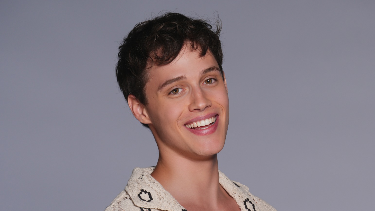 INTERVIEW - Léo Nadler (Secret Story) dans Plus belle la vie : “Il n'y a  pas eu de passe-droit grâce à Secret Story”