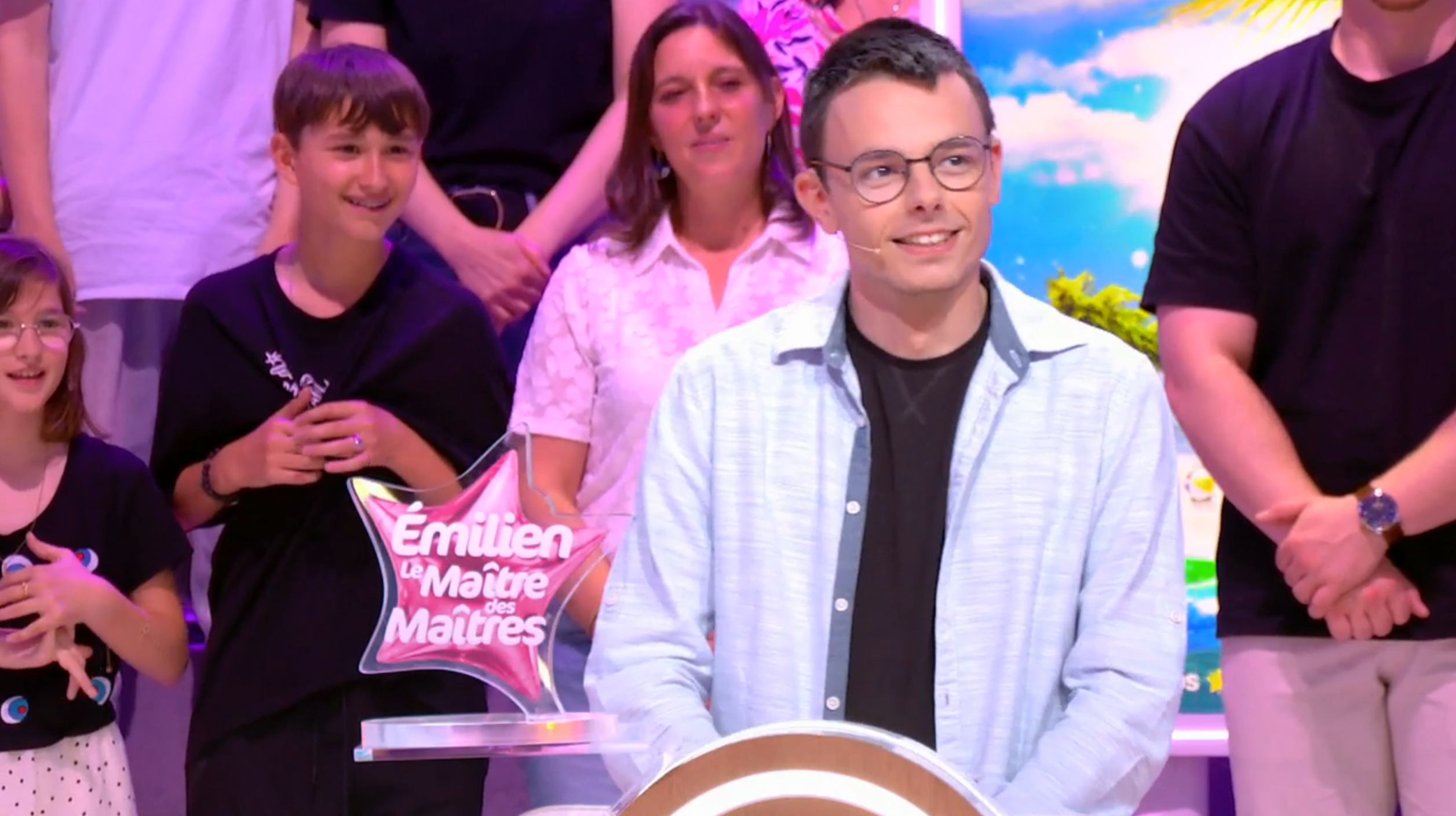 Que va faire Émilien des «Douze coups de midi» de ses 2,5 millions d'euros  de gains ? Il répond enfin