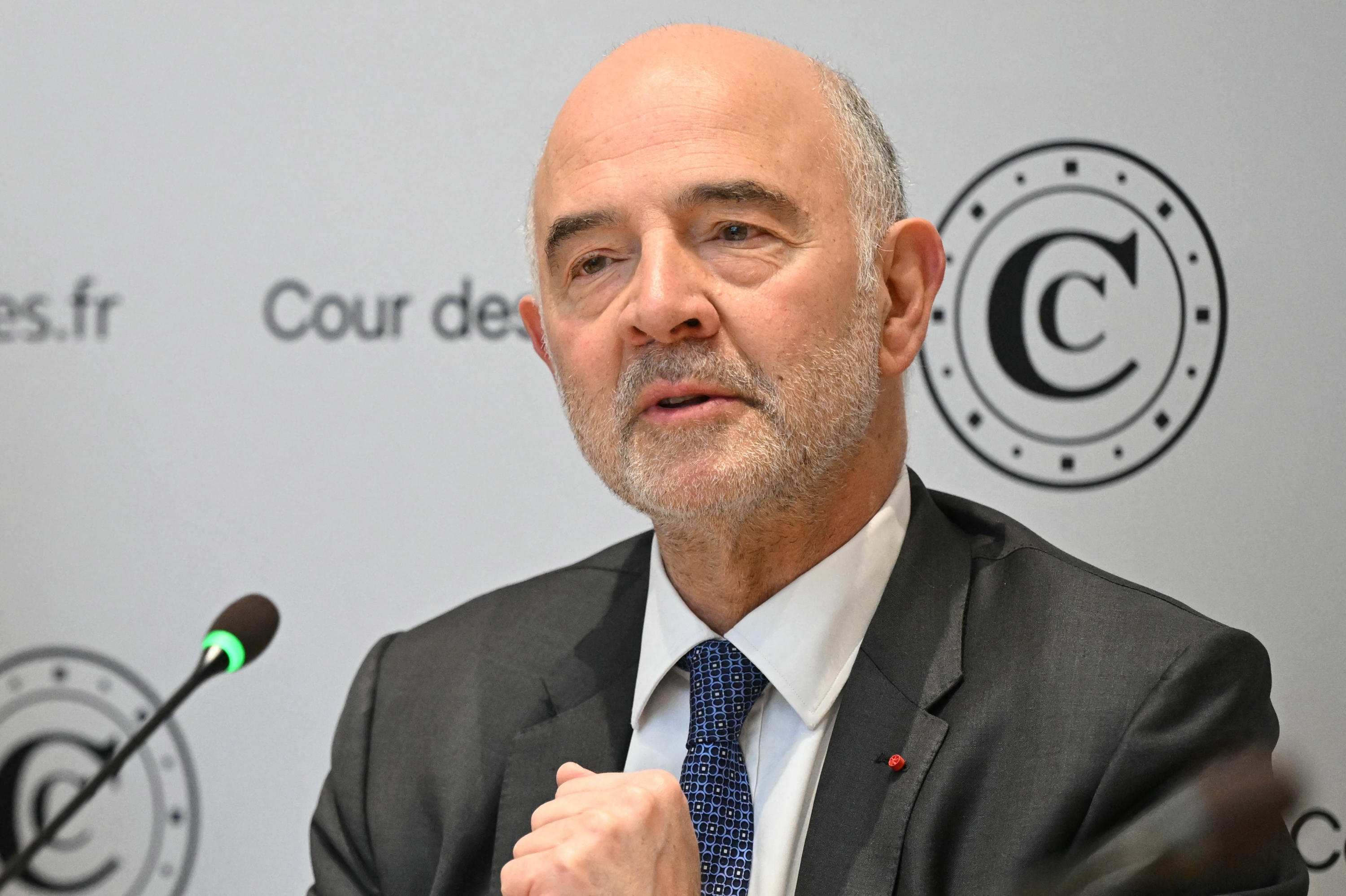 Finances publiques : «ceux qui peuvent plus doivent contribuer davantage», clame Pierre Moscovici