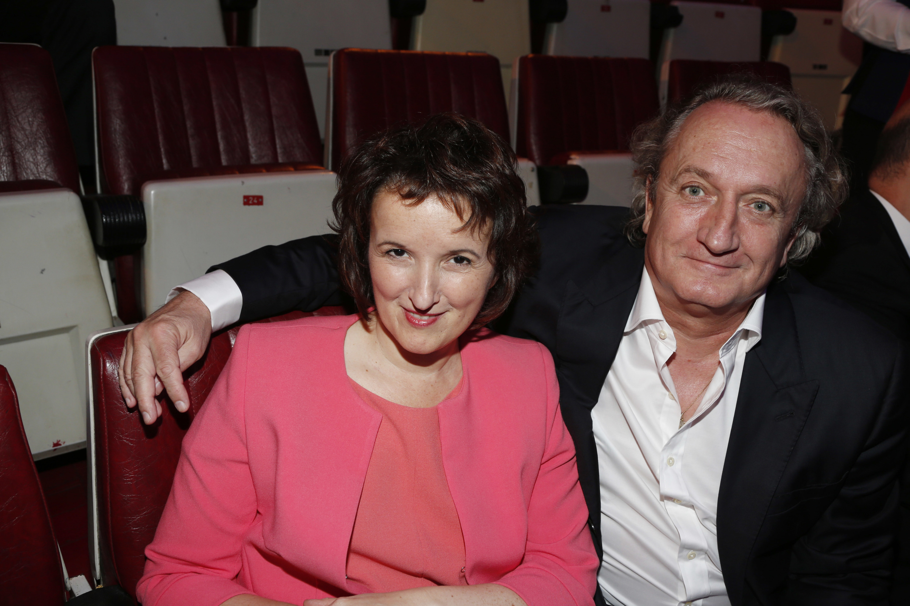 Anne Roumanoff en deuil : son ex-mari et père de ses filles est décédé