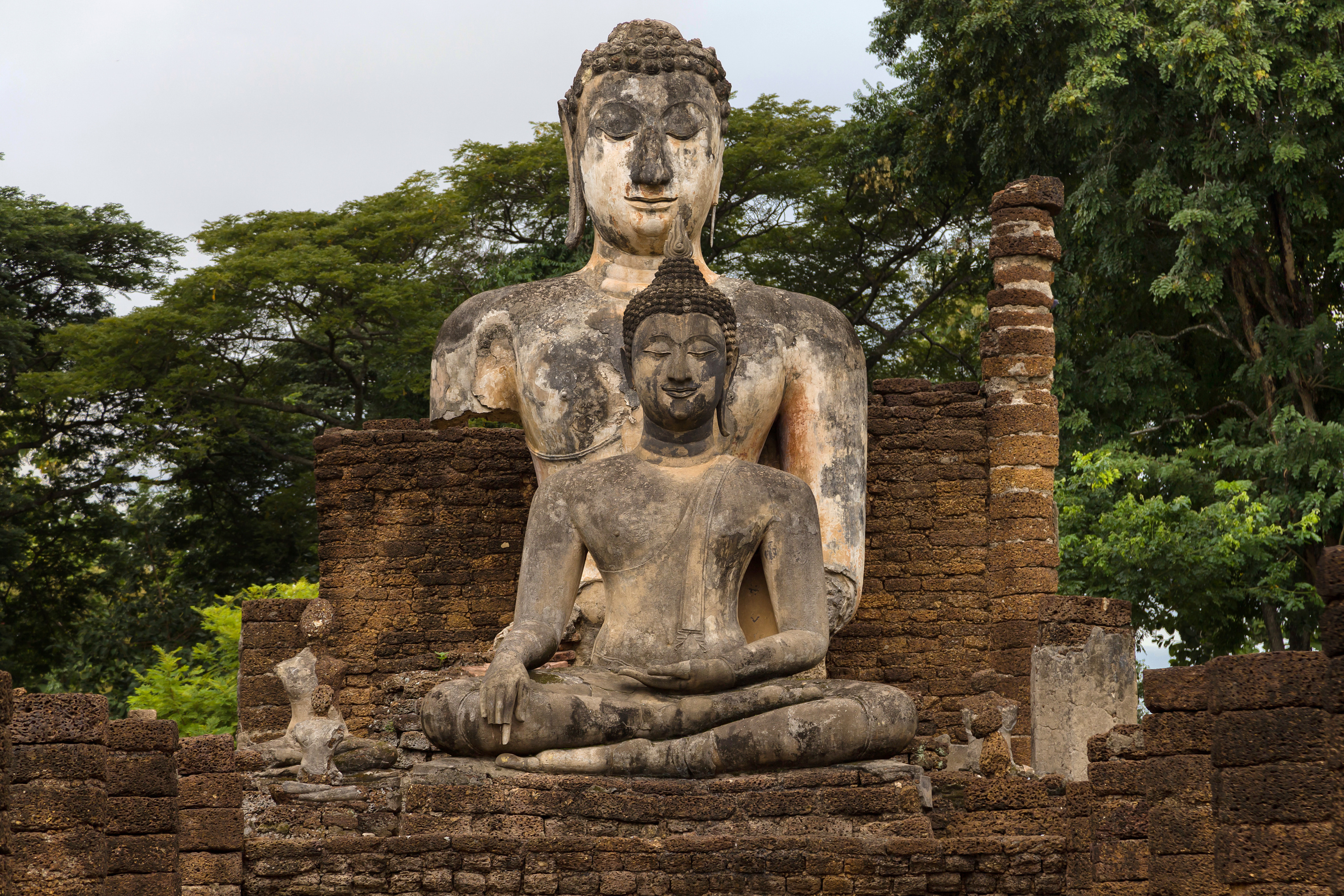 Sexe, argent et luxe : en Thaïlande, un scandale éclabousse des dignitaires de l’Église bouddhiste
