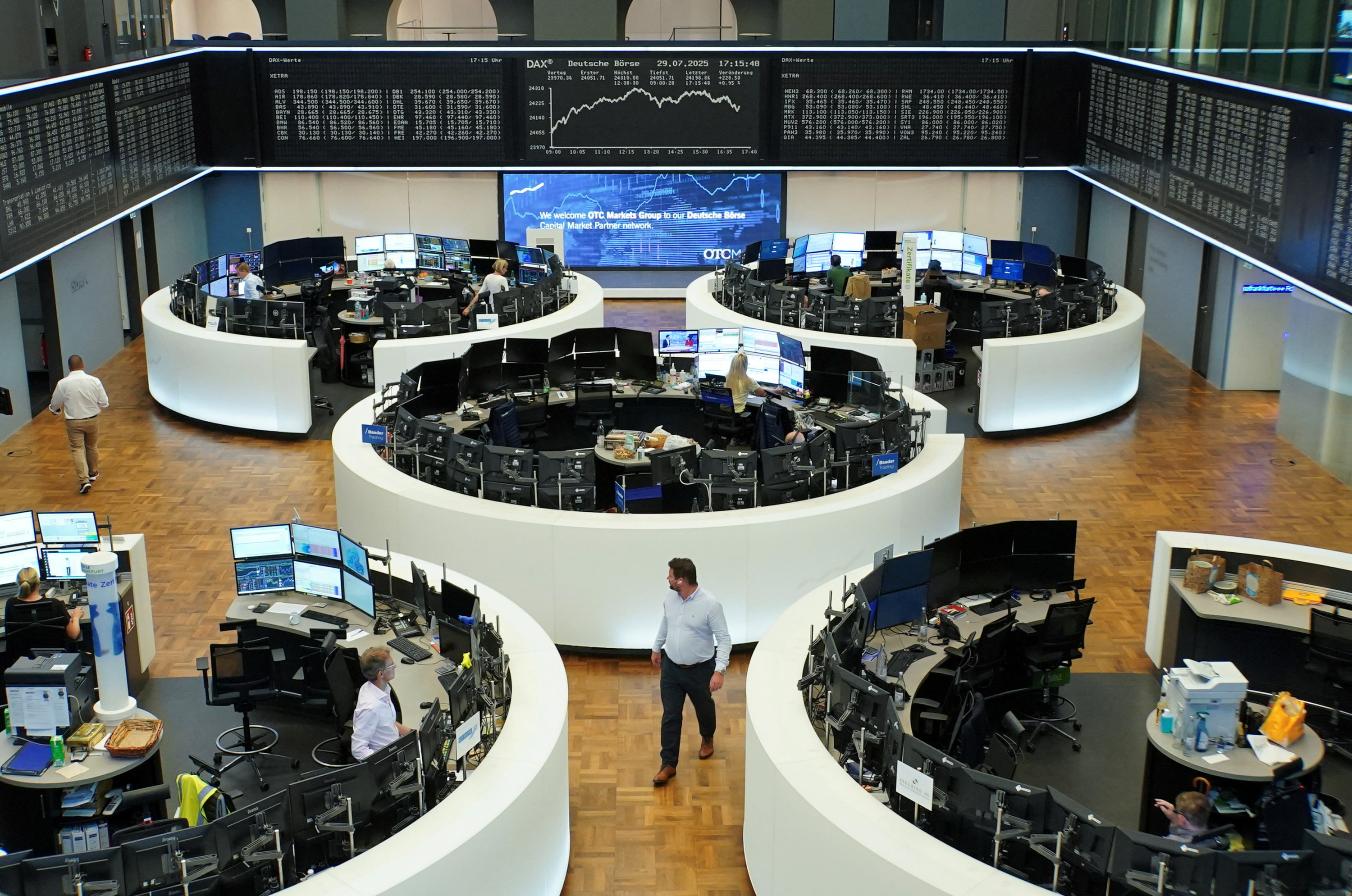 Droits de douane, emploi américain : les Bourses européennes terminent la semaine en nette baisse