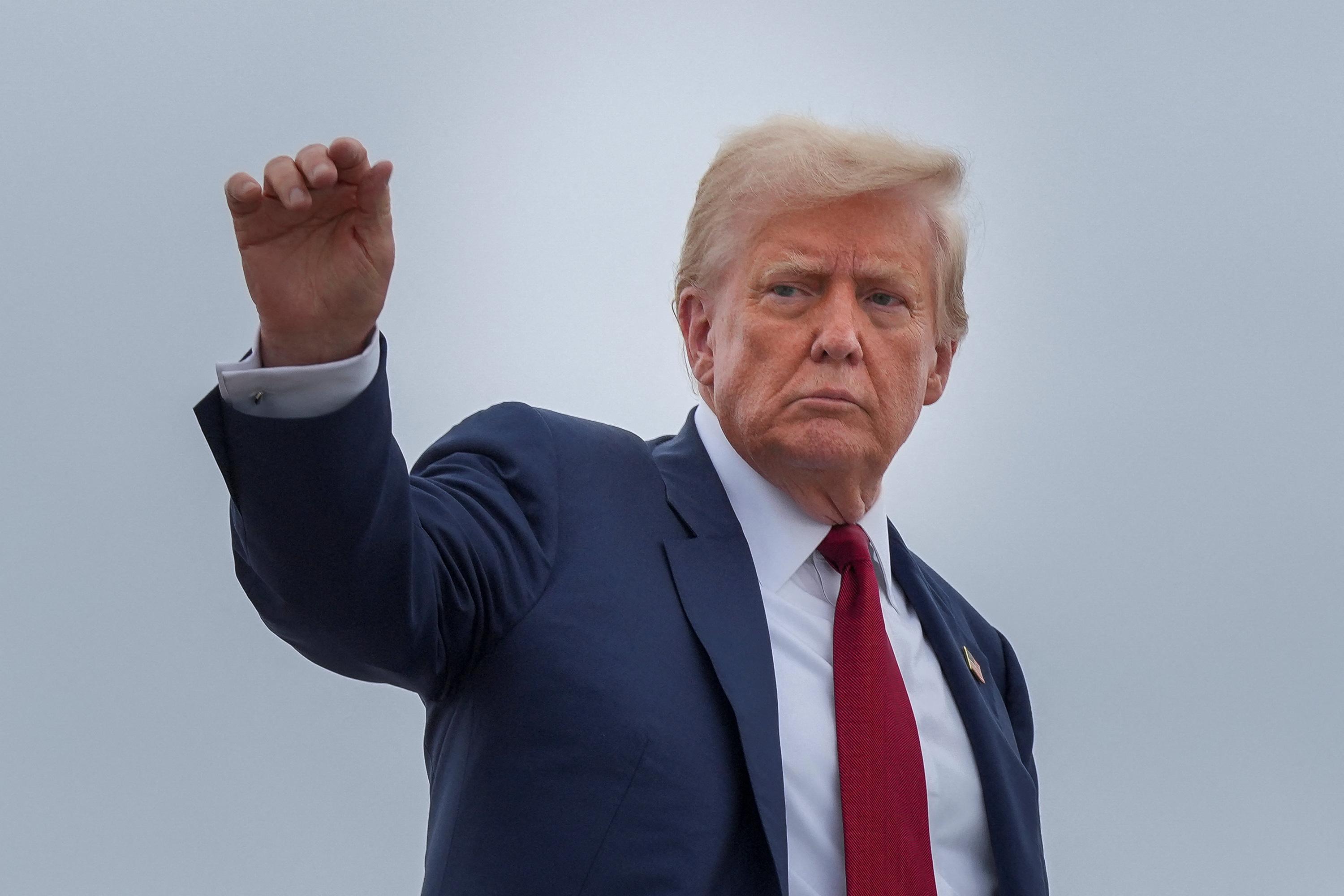 Donald Trump se dit «très heureux» de la démission d’une gouverneure de la Fed