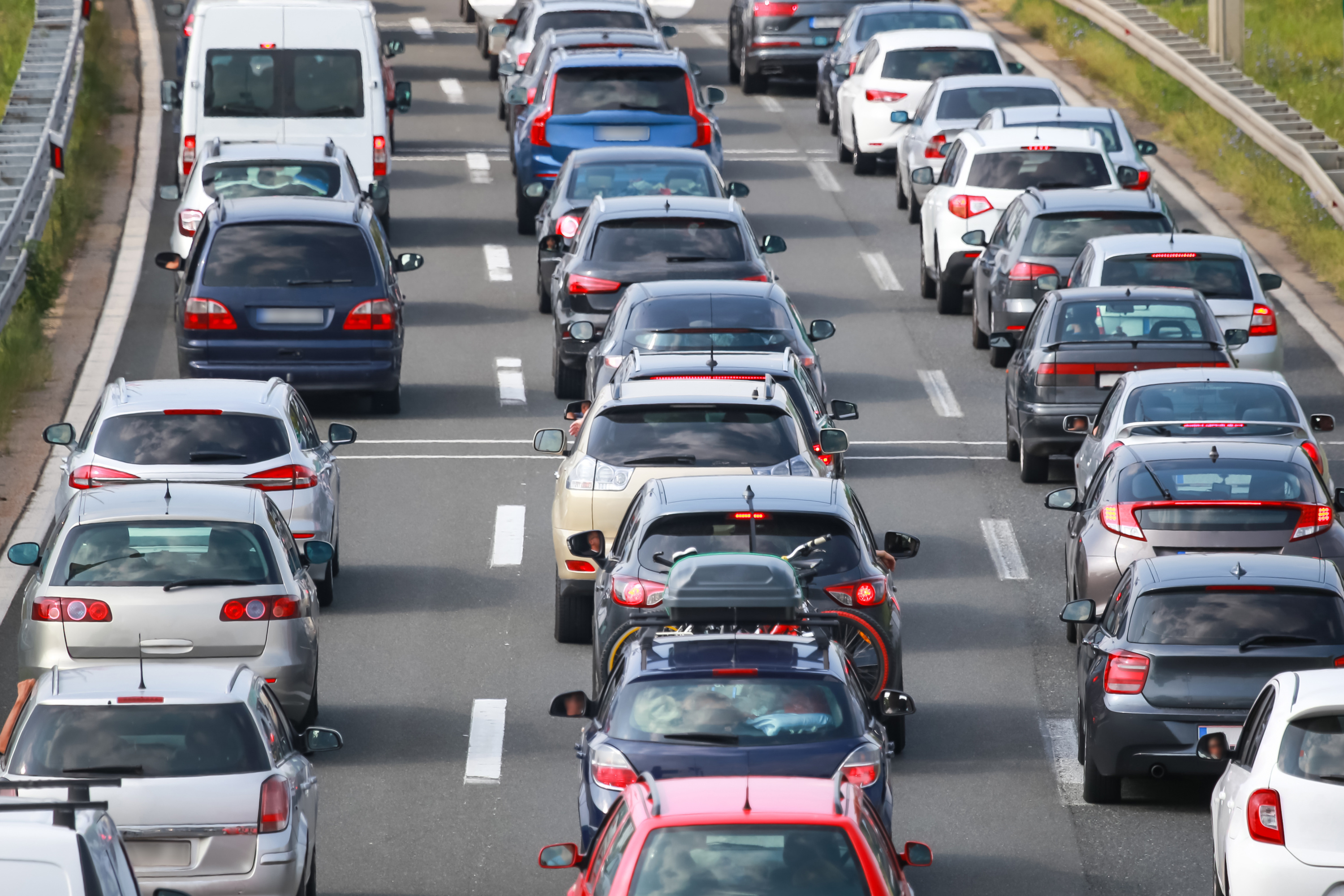 Week-end de chassé-croisé : plus de 960 kilomètres de bouchons à 11h, un samedi «noir» sur les routes de France