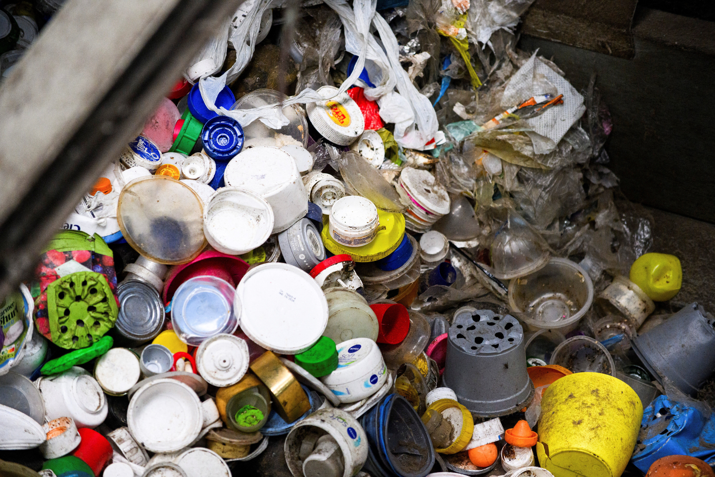 «Trahison de l’humanité»: le traité mondial contre la pollution plastique vole en éclats à Genève