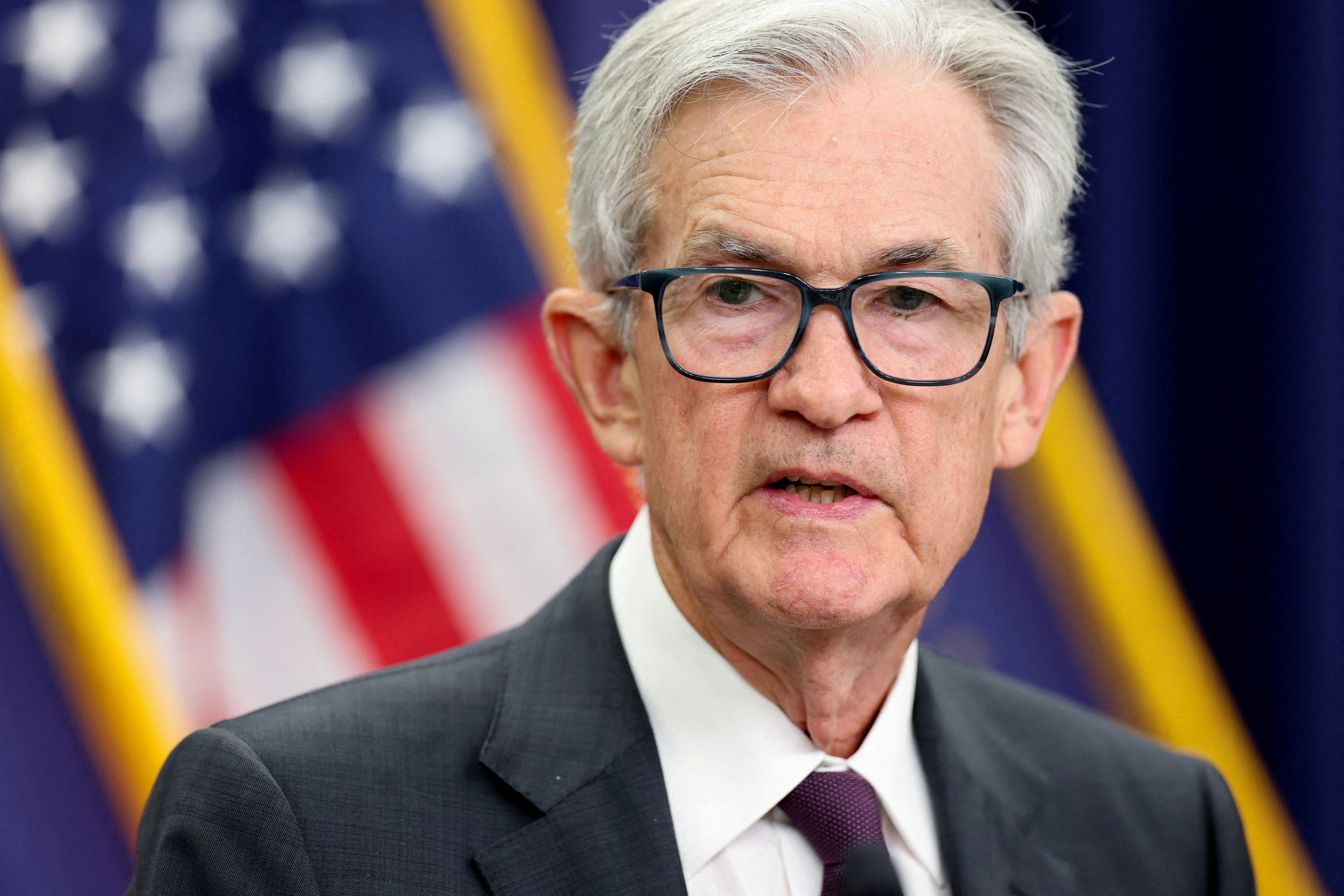 Jerome Powell, le président de la Fed, laisse la porte ouverte à des baisses de taux