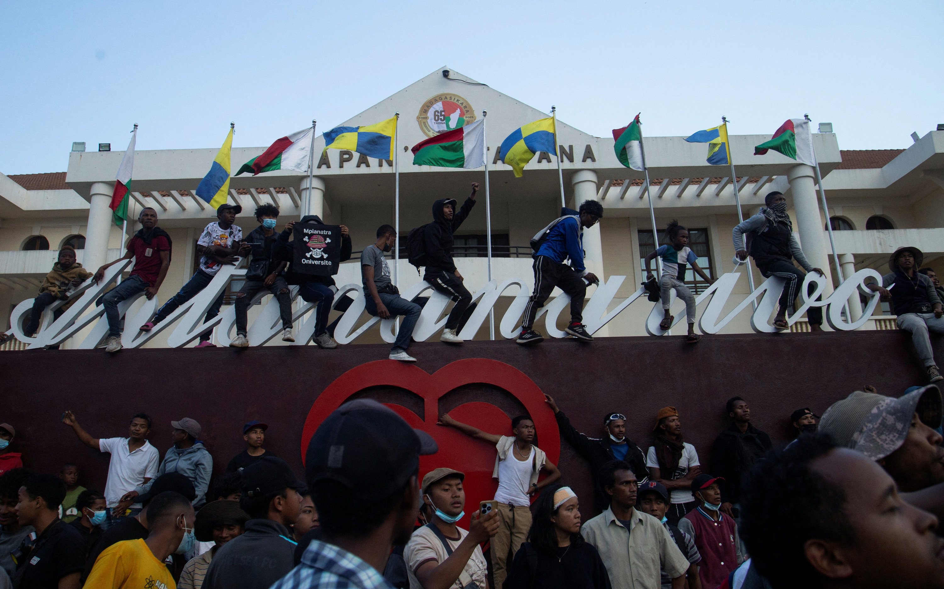 Madagascar president warns of coup