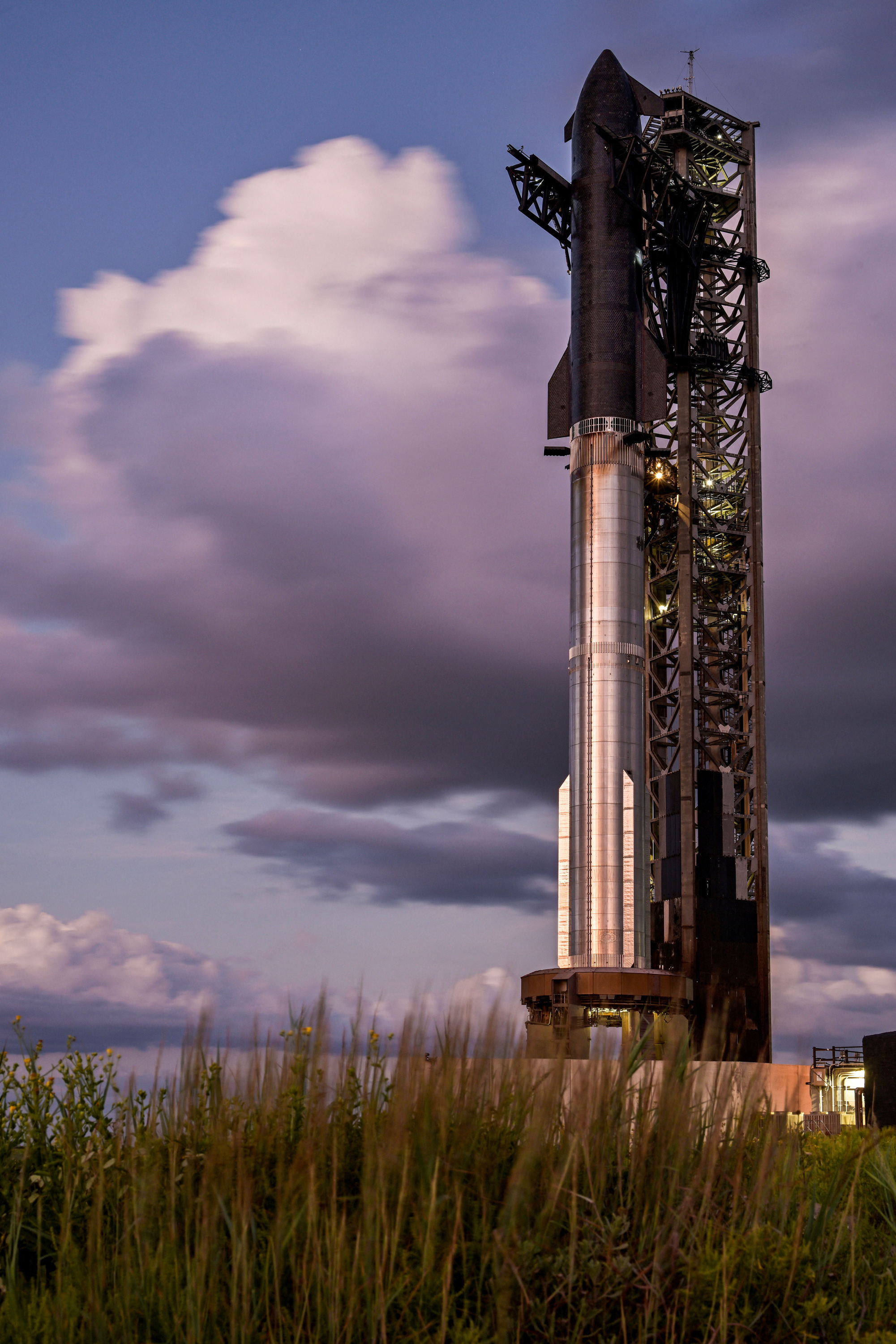 Starship completes 11th test flight
