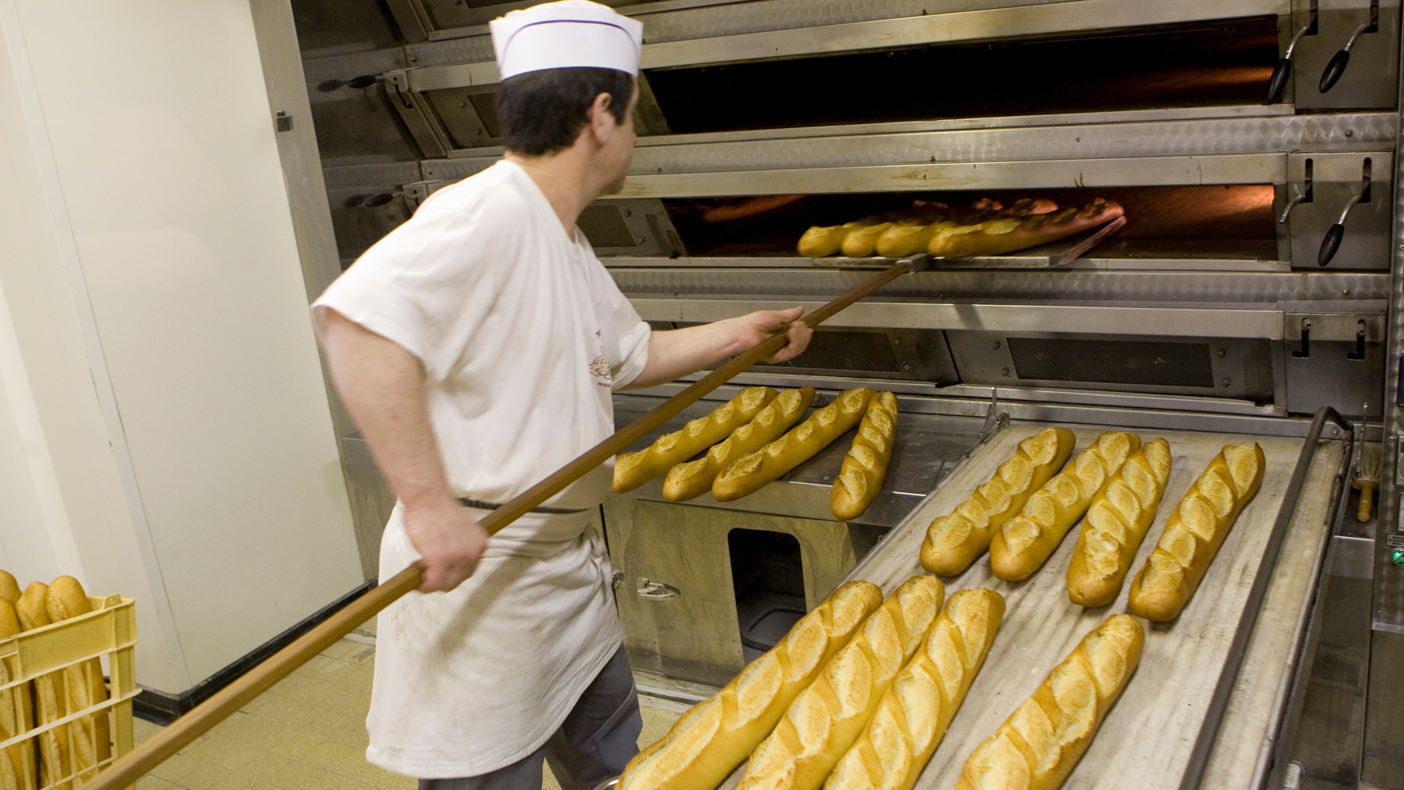 «Règle absurde» ou «régulation de la concurrence» ? Les boulangers se déchirent sur le jour de fermeture obligatoire