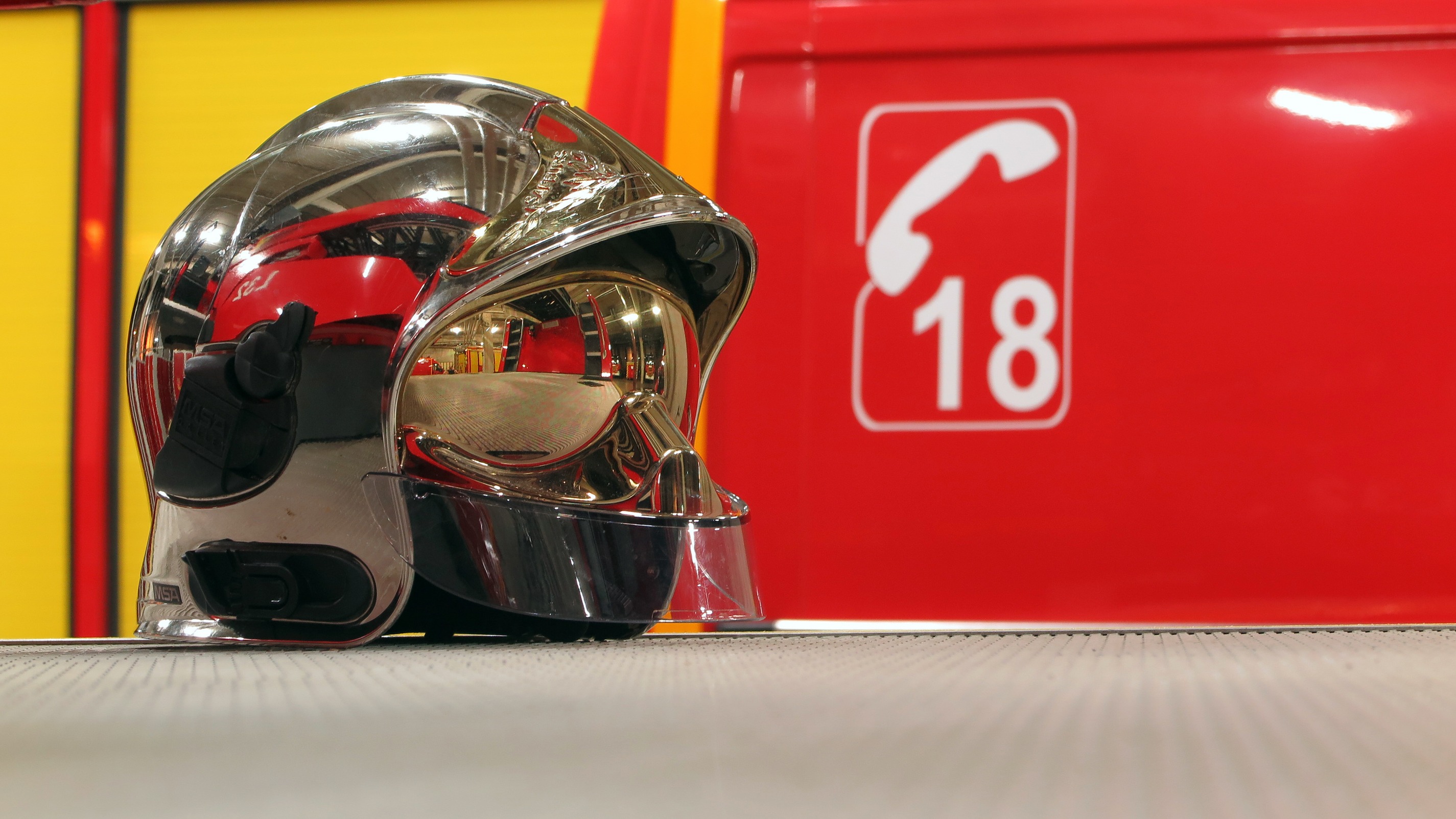 Suicide in Ain Leads to Deadly Residential Building Explosion