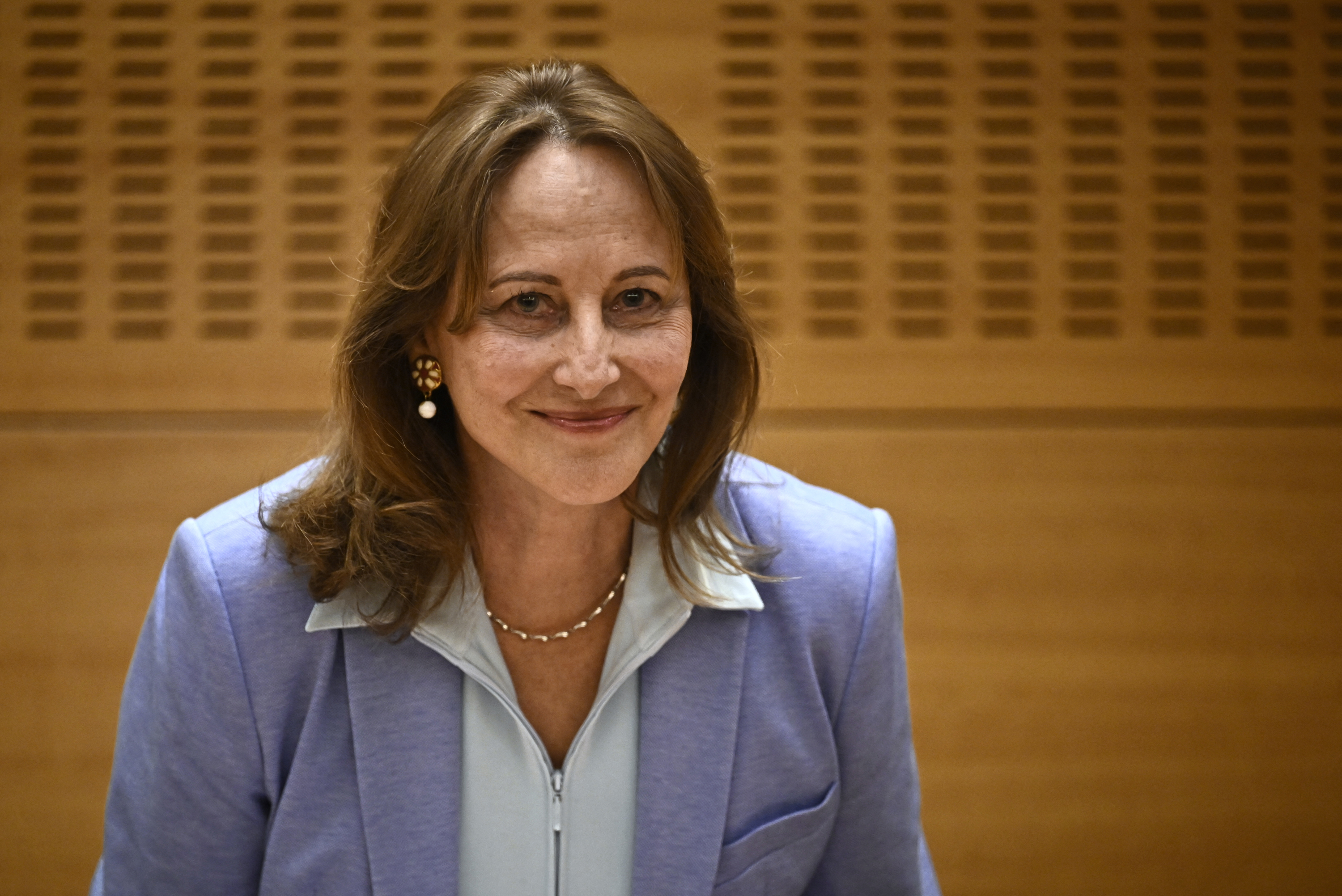 «Ils ont une passion» : pour encadrer les rodéos urbains, Ségolène Royal veut créer une école de cascadeurs