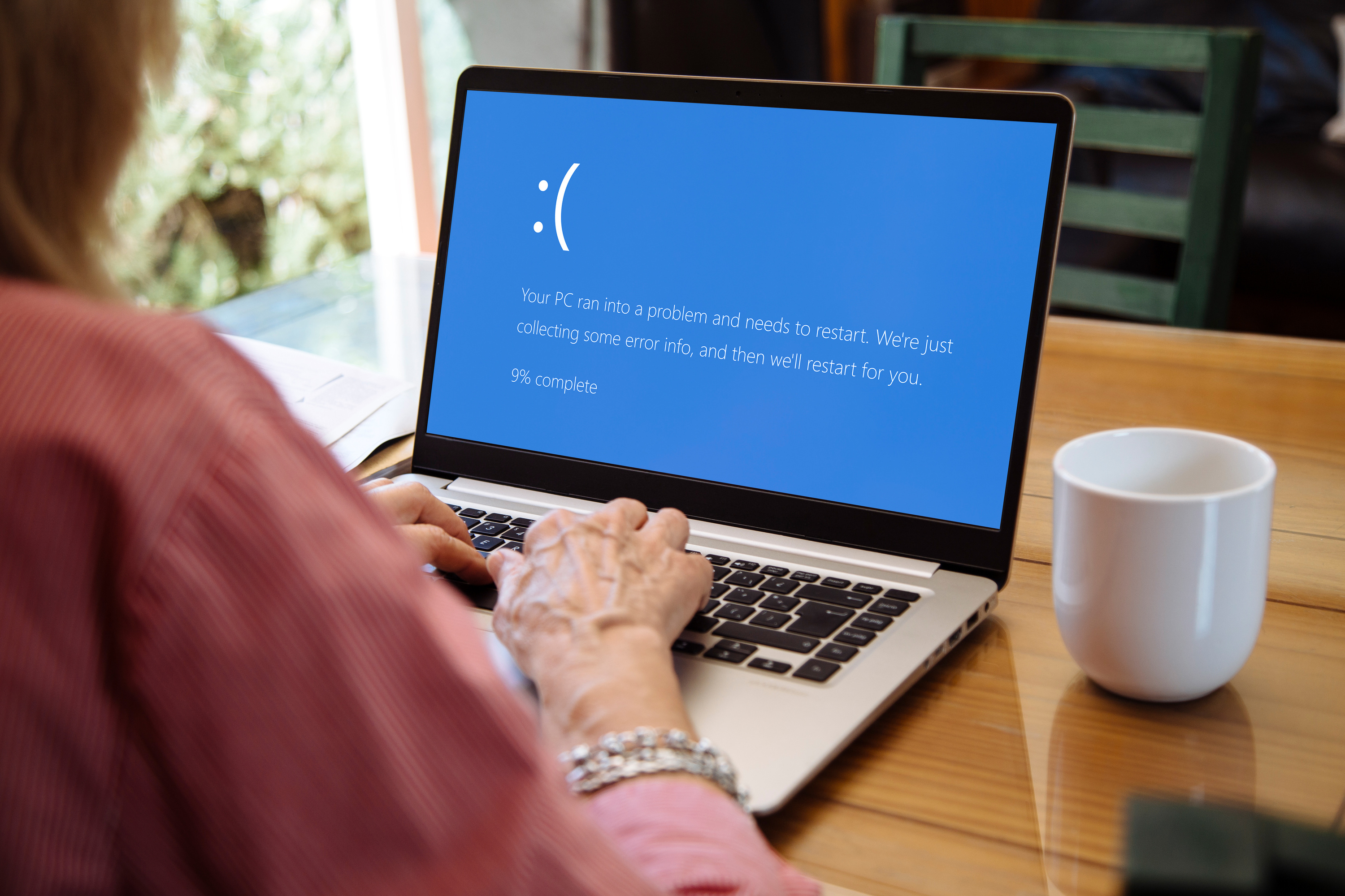 Quand l’écran bleu devient un piège : une nouvelle arnaque cible les utilisateurs de Windows