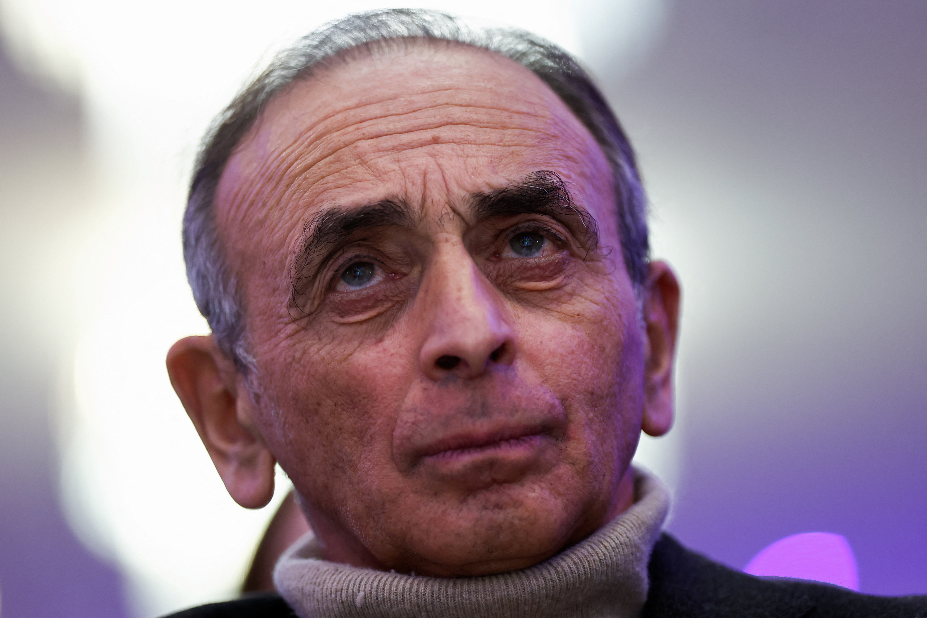 Jean-Luc Mélenchon «assume» désormais «le grand remplacement», estime Éric Zemmour