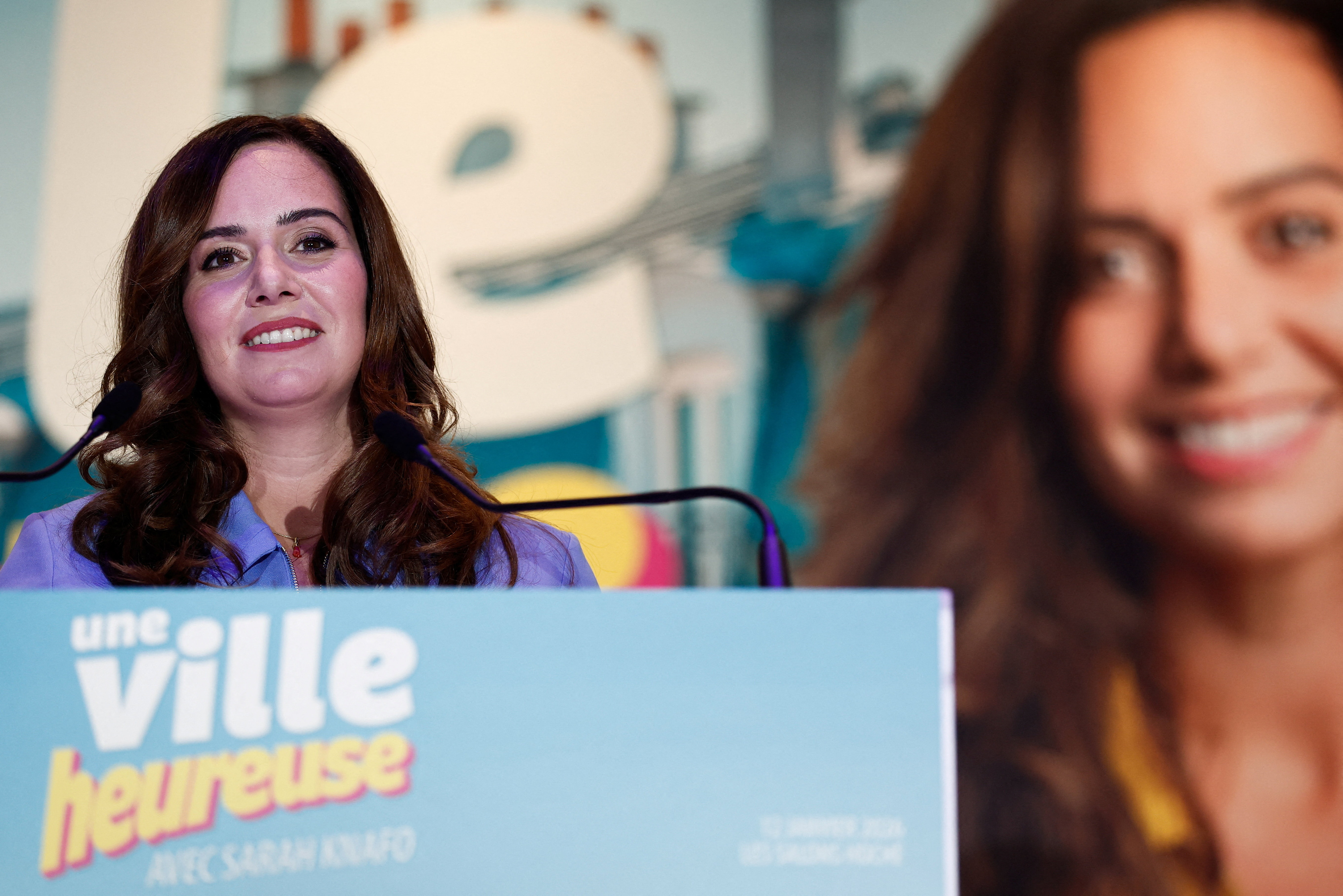 Selfie dans l’avion : «Plus rien ne m’étonne de la part des socialistes», s’indigne Sarah Knafo