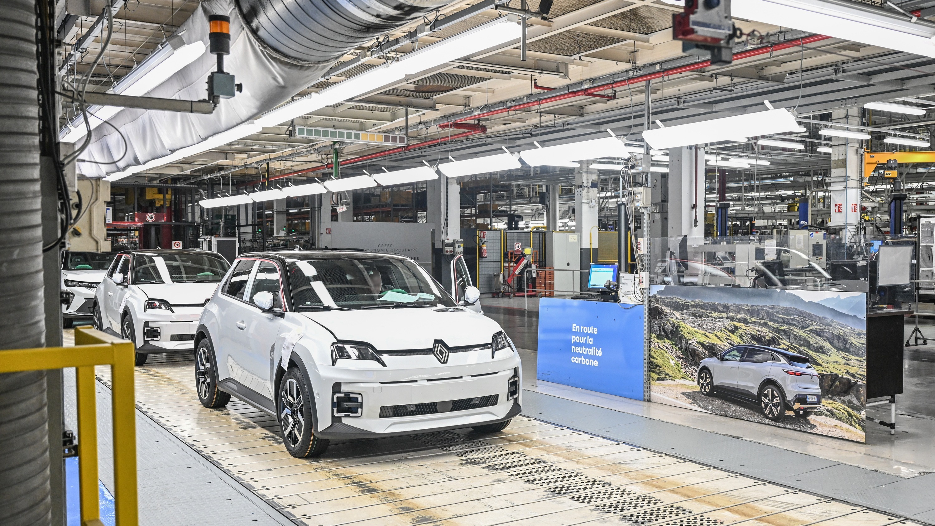 Automobile : les ventes de voitures électriques explosent de 30% en Europe en 2025